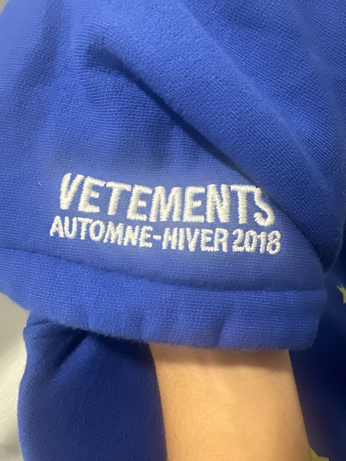 Vetements Vetements 2018 euro hoodie Size US M / EU 48-50 / 2 - 8 Thumbnail