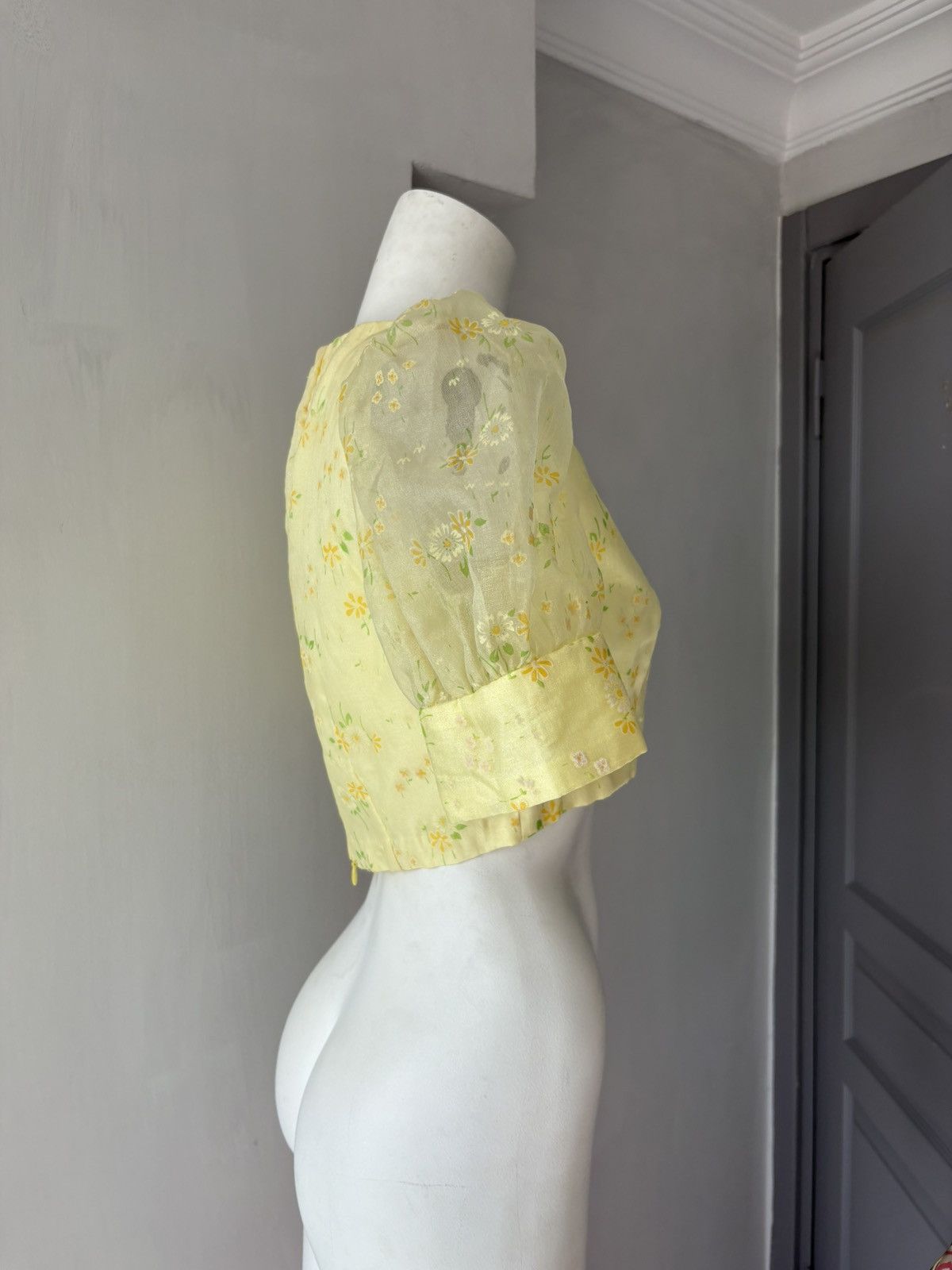 Vintage Antique blouse Size M / US 6-8 / IT 42-44 - 5 Thumbnail