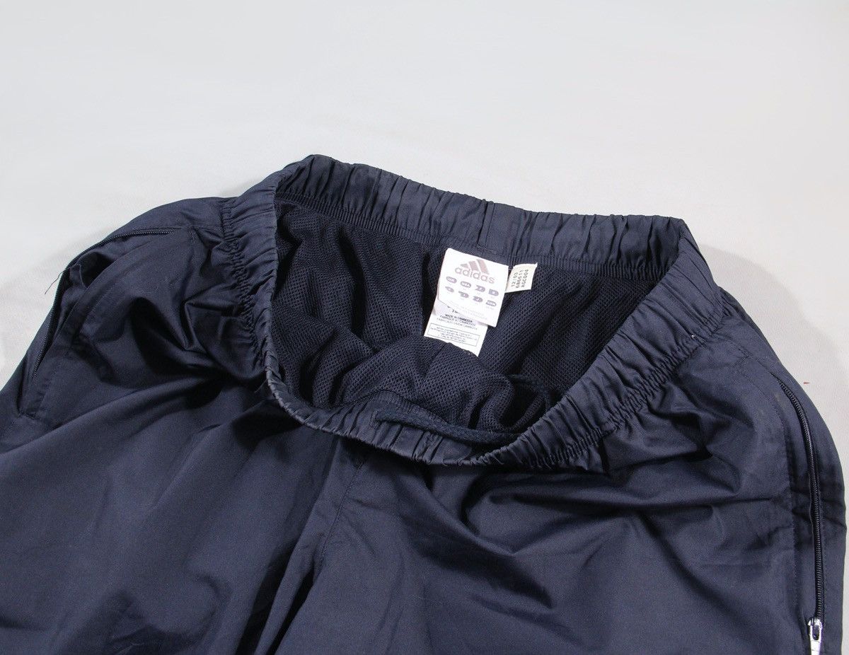 Adidas Adidas 2003 Vintage Nylon Sweat Pants Joggers Soccer Run M Size US 32 / EU 48 - 4 Thumbnail