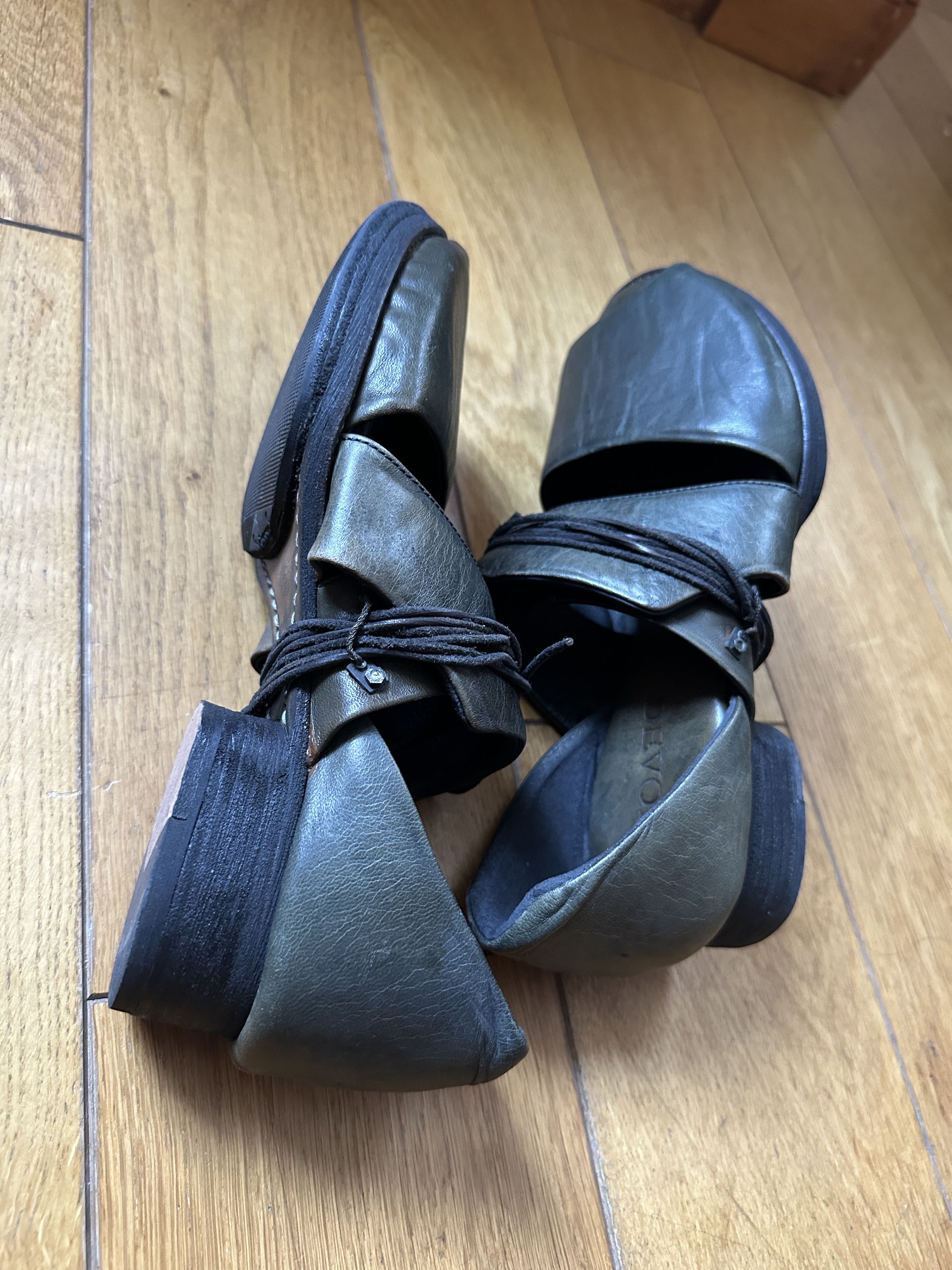 Devoa Guidi Olive Sandals Fits JP 42 Fits US 9-8.5 Size US 9 / EU 42 - 15 Thumbnail