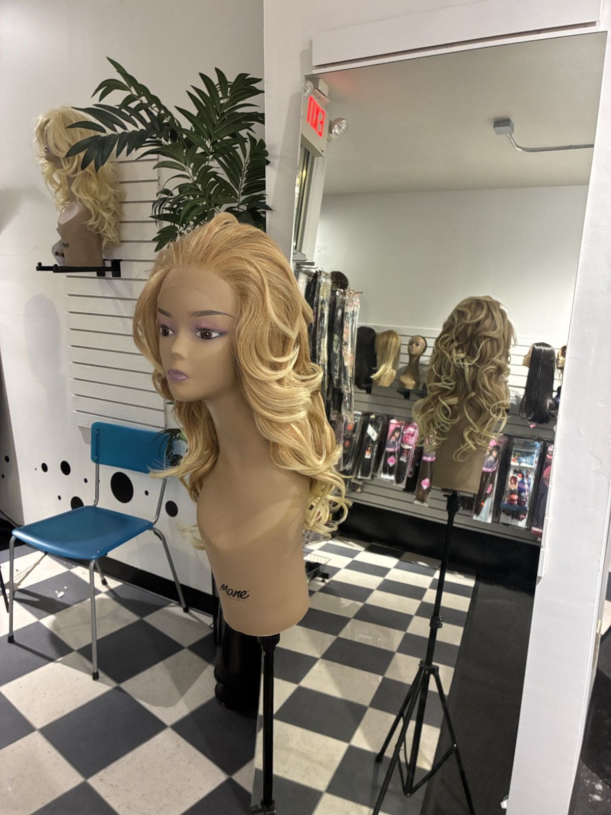 Other Tess wigs Size ONE SIZE - 6 Thumbnail