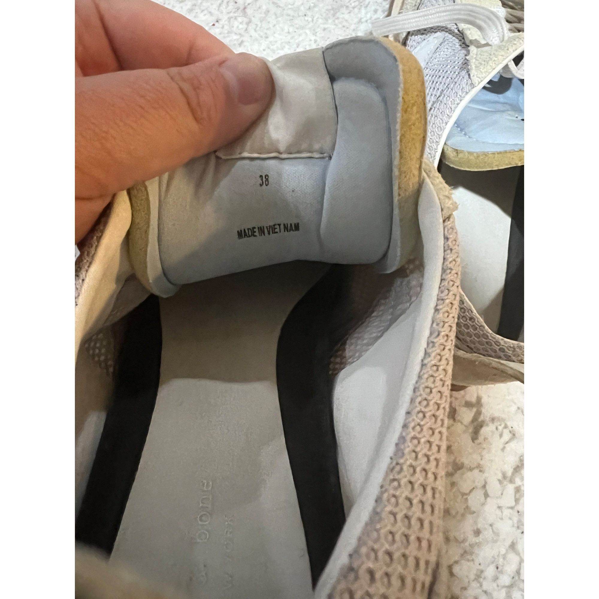 Rag & Bone Rag & Bone Women’s Retro Runner Sneaker - Size 38/8 Size US 8 / IT 38 - 8 Thumbnail