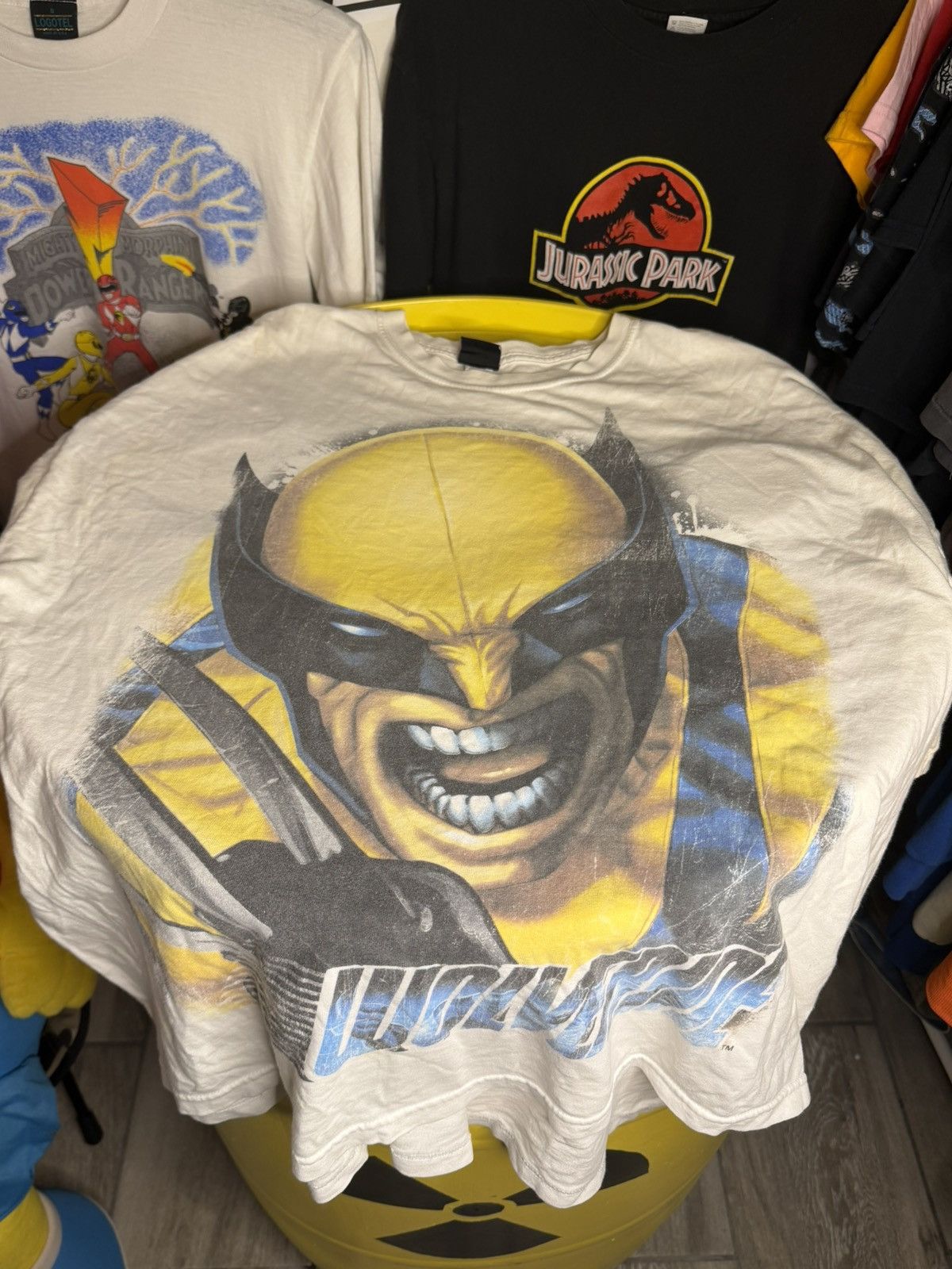 Vintage 1990s Wolverine Marvel T-shirt Size US L / EU 52-54 / 3 - 4 Thumbnail