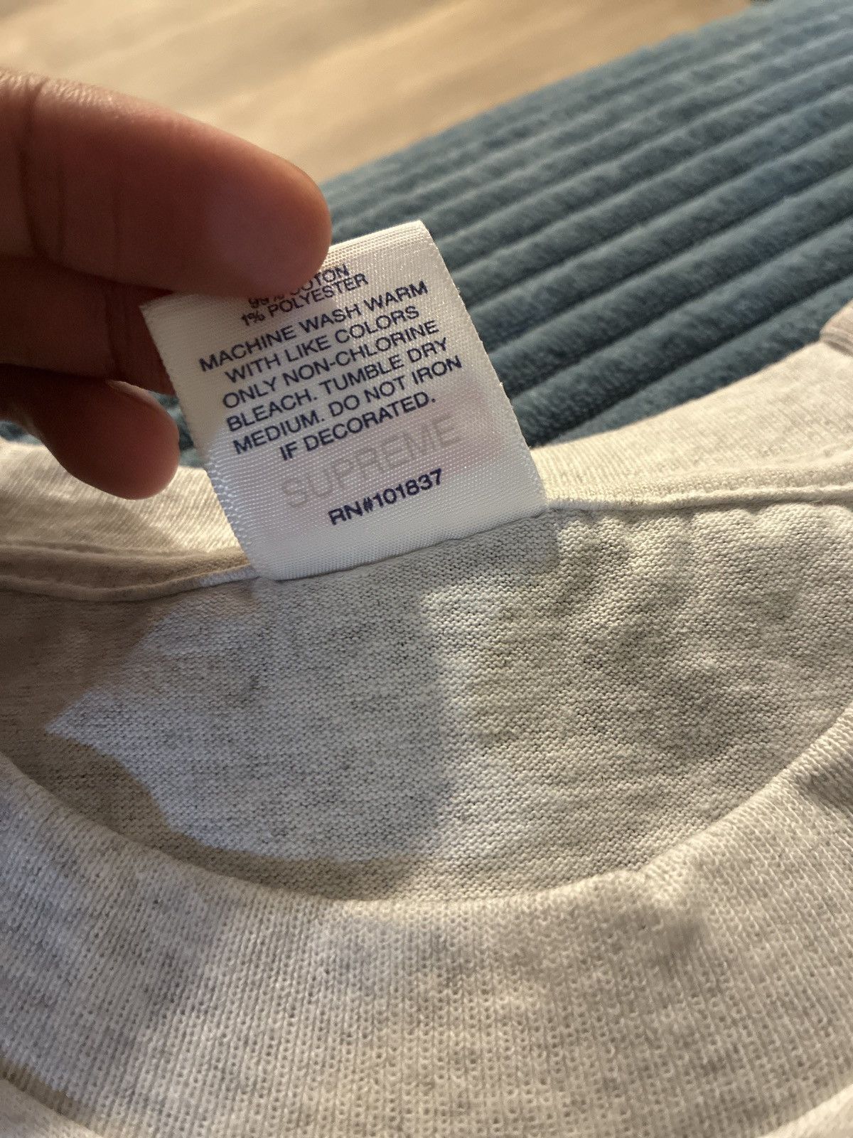 Supreme SUPREME T Size US M / EU 48-50 / 2 - 2 Thumbnail