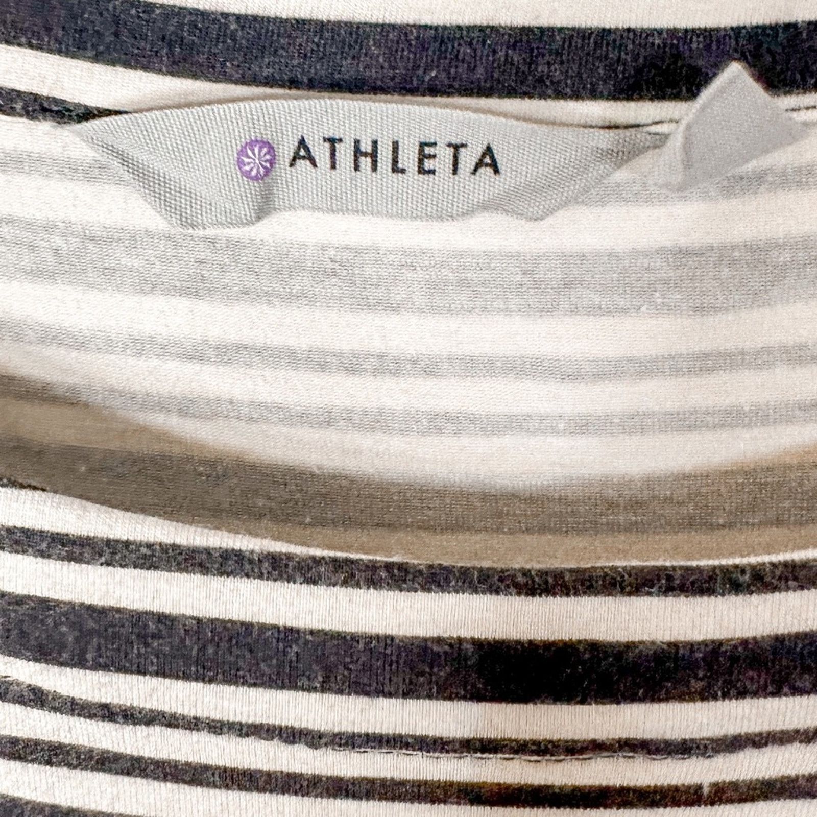 Athleta Athleta Tulip Striped Bodycon Dress, EUC, Medium, MSRP $108 Size M / US 6-8 / IT 42-44 - 6 Thumbnail