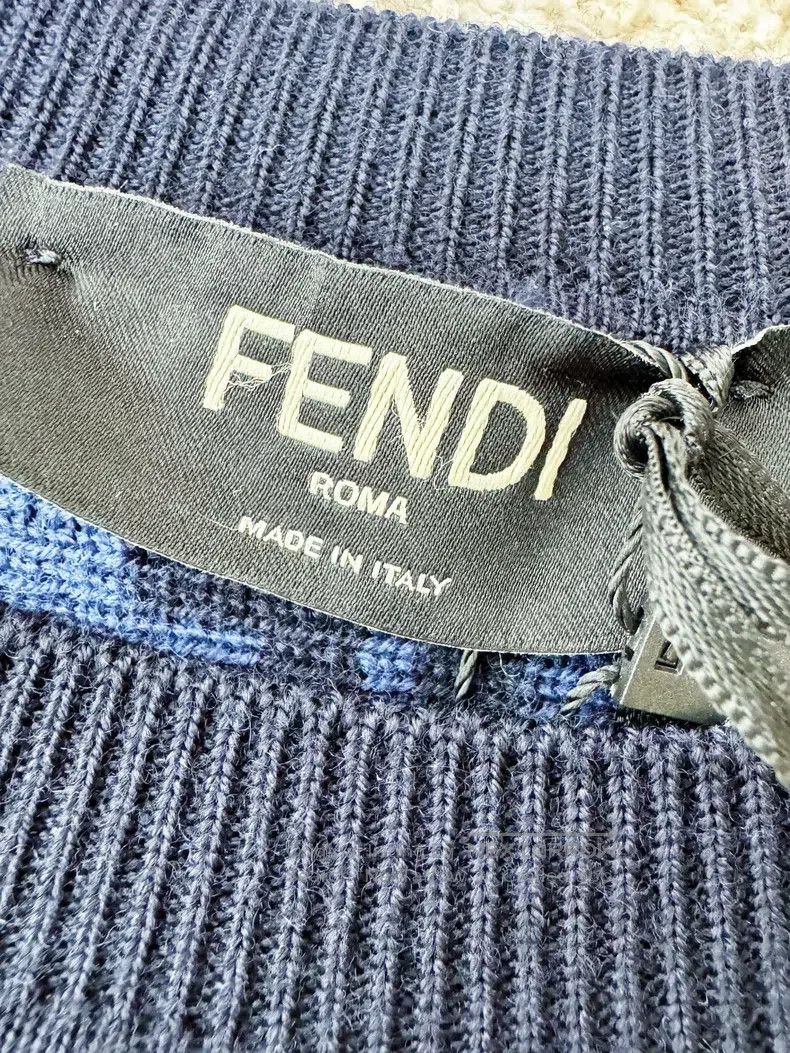 Fendi Fendi White and Blue Long Sleeve Crew Neck Sweater Size US L / EU 52-54 / 3 - 5 Thumbnail