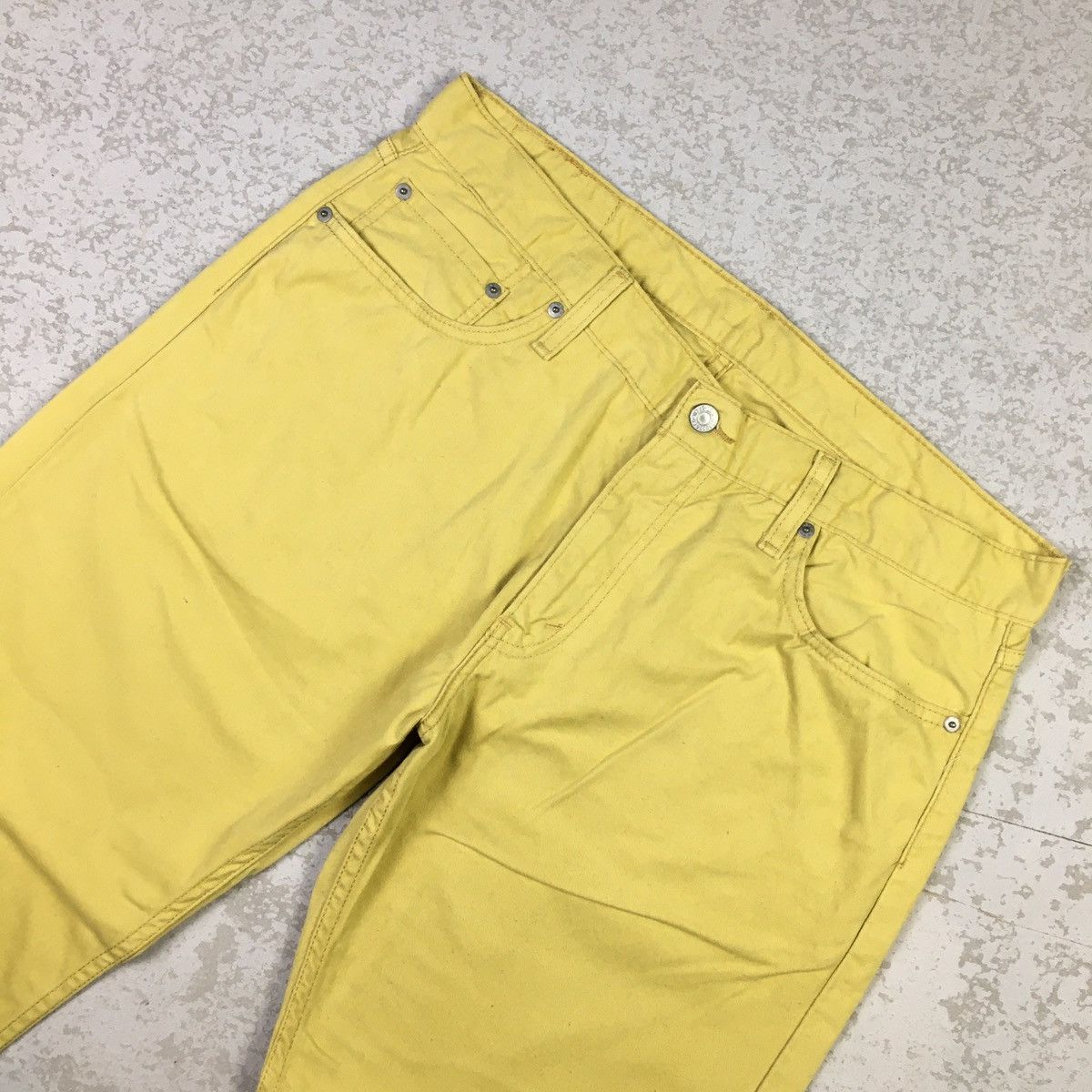 Levi's × Levi's Vintage Clothing × Vintage Rare !! Levis 514 Yellow Retro Style Jeans Size US 36 / EU 52 - 5 Thumbnail