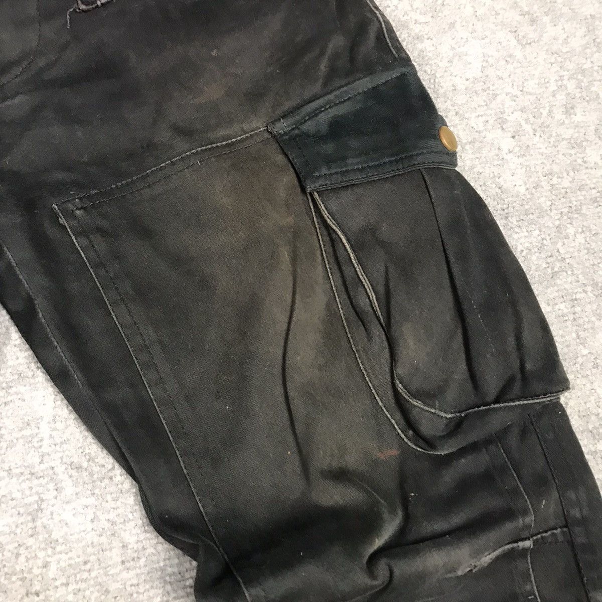 Japanese Brand 🔥SEMANTICDESIGN CARGO ZIPPER DESIGN BLACK FADED DENIM PANTS Size US 30 / EU 46 - 7 Thumbnail