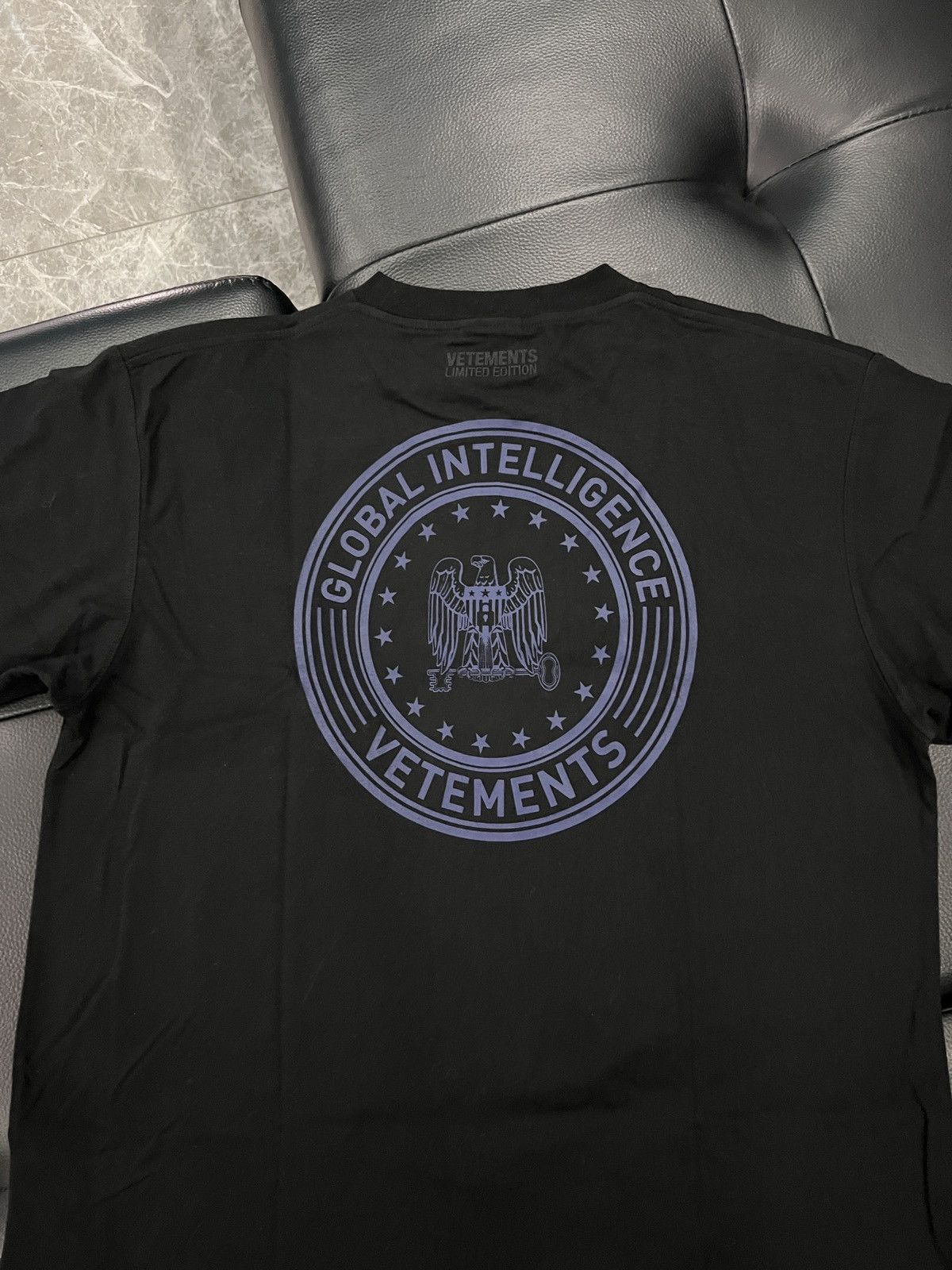 Vetements Vetements FW21 Lookbook “CIA” T-Shirt Size US M / EU 48-50 / 2 - 9 Thumbnail