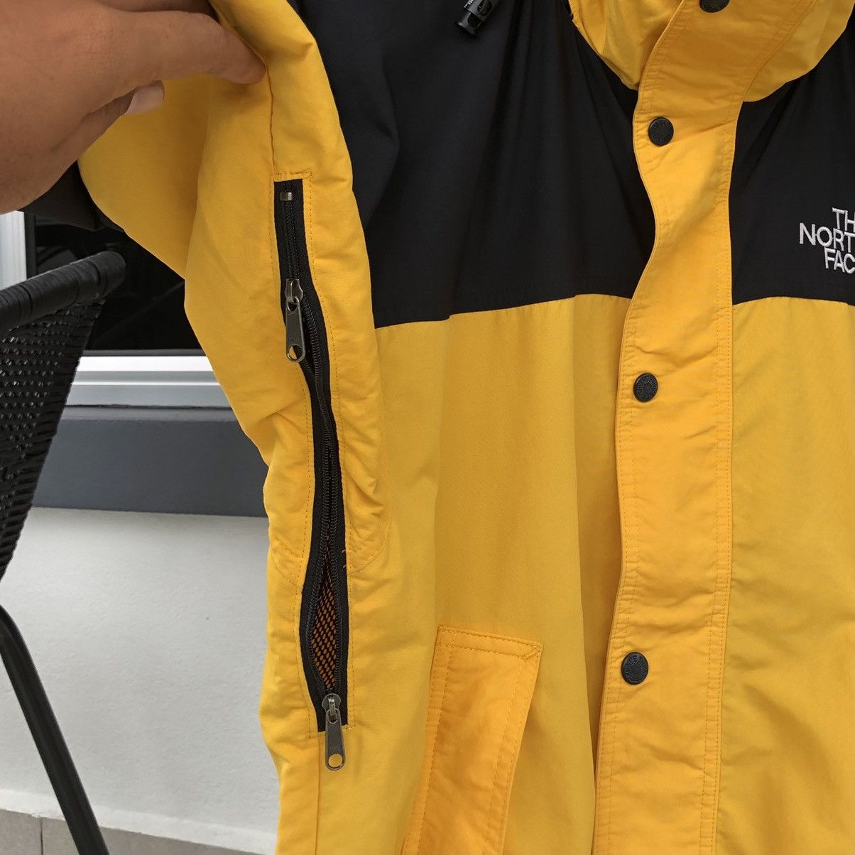 The North Face Vintage The North Face Mountain Light Anorak Jacket Size US M / EU 48-50 / 2 - 14 Thumbnail