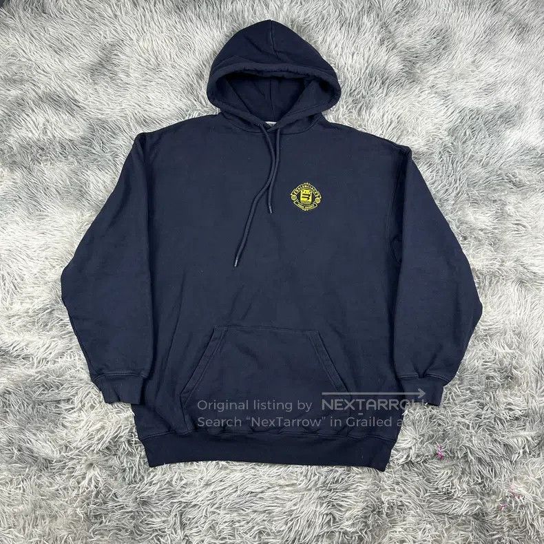 Balenciaga Balenciaga Manchester United Embroidery Small Logo Sweatsh Size US XS / EU 42 / 0 - 1 Thumbnail