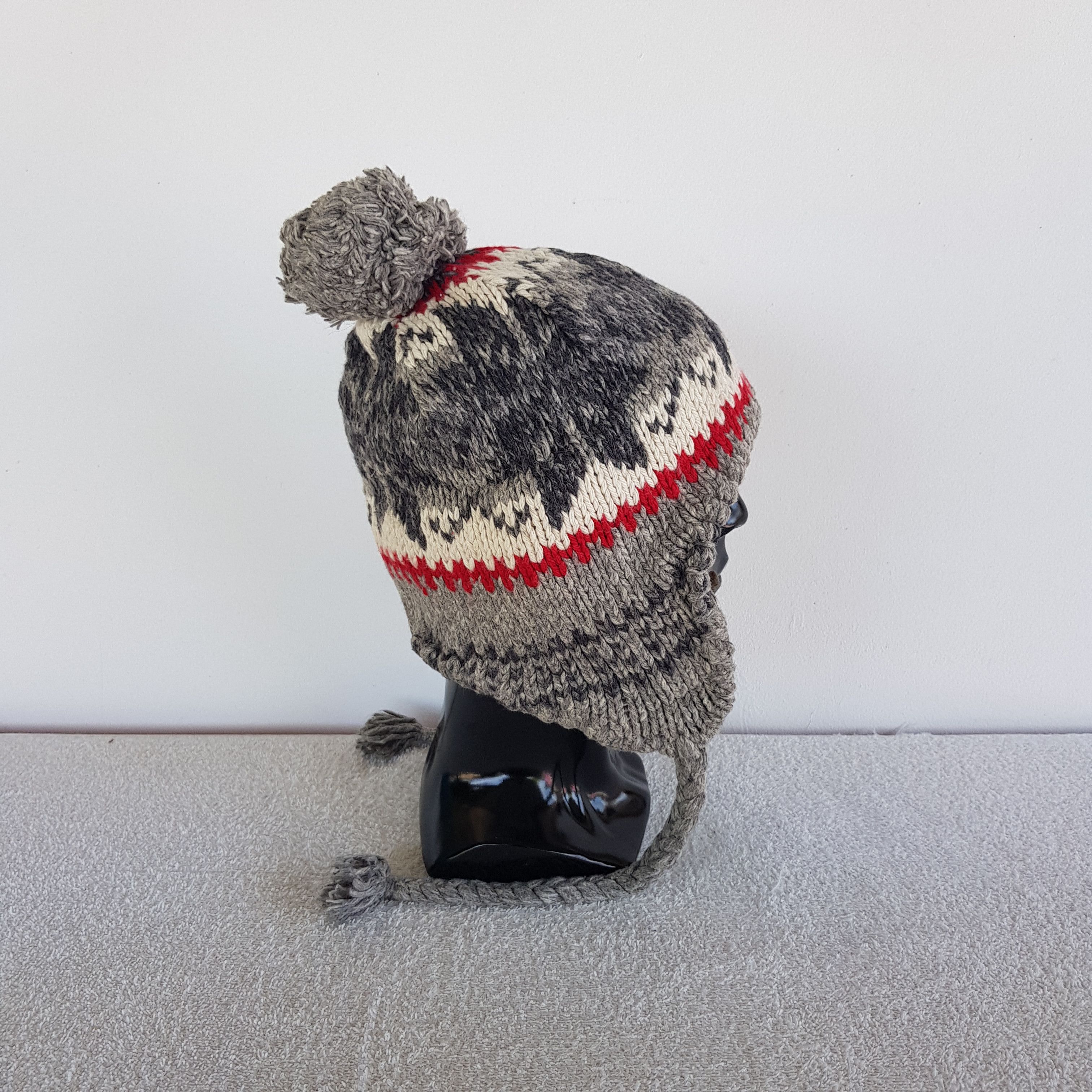 Abercrombie & Fitch Vintage Aztec Navajo Psychedelic Earflap Beanie Pom Ski Hats Size ONE SIZE - 3 Thumbnail