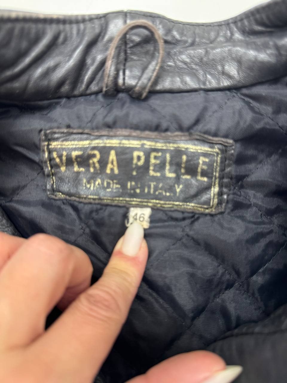 Vera Pelle vintage leather jacket for women 90s Size M / US 6-8 / IT 42-44 - 5 Thumbnail
