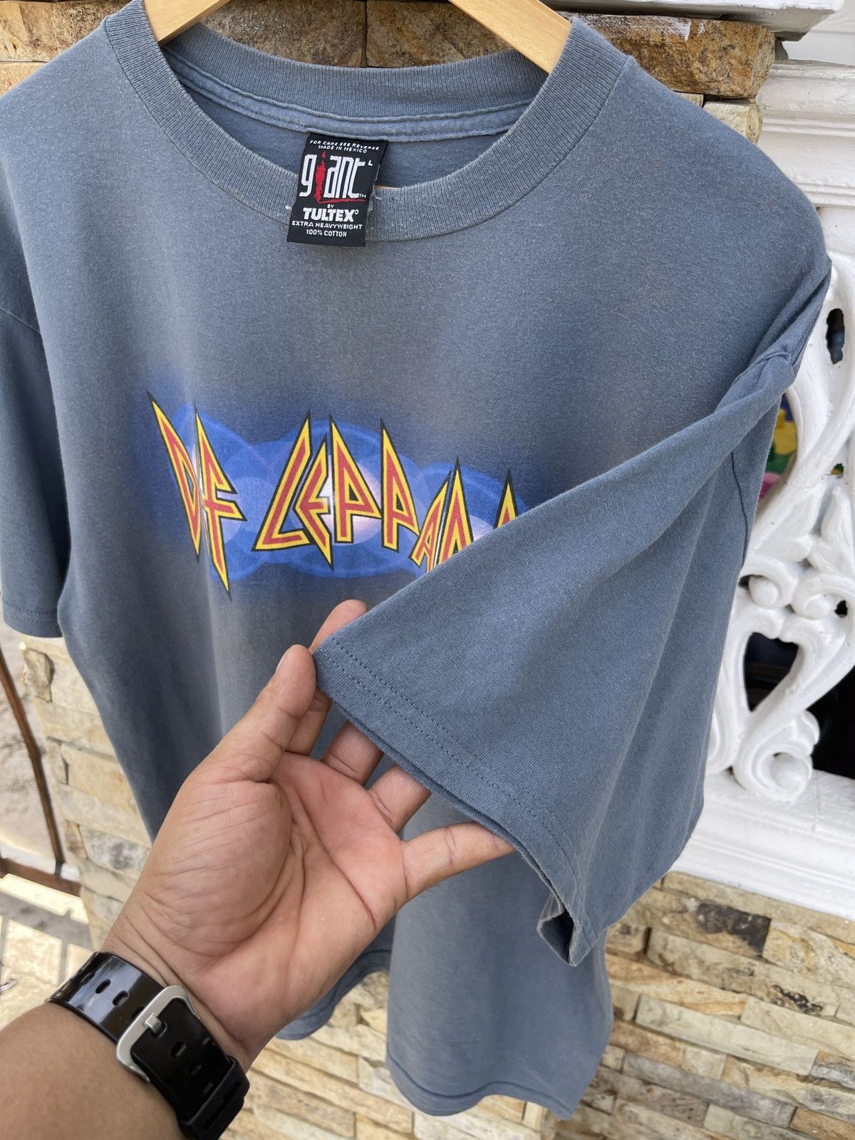 Band Tees Last Drop🔥Rare🔥Vintage 90s DEF LEPPARD Euphoria Giant Tee Size US L / EU 52-54 / 3 - 9 Thumbnail