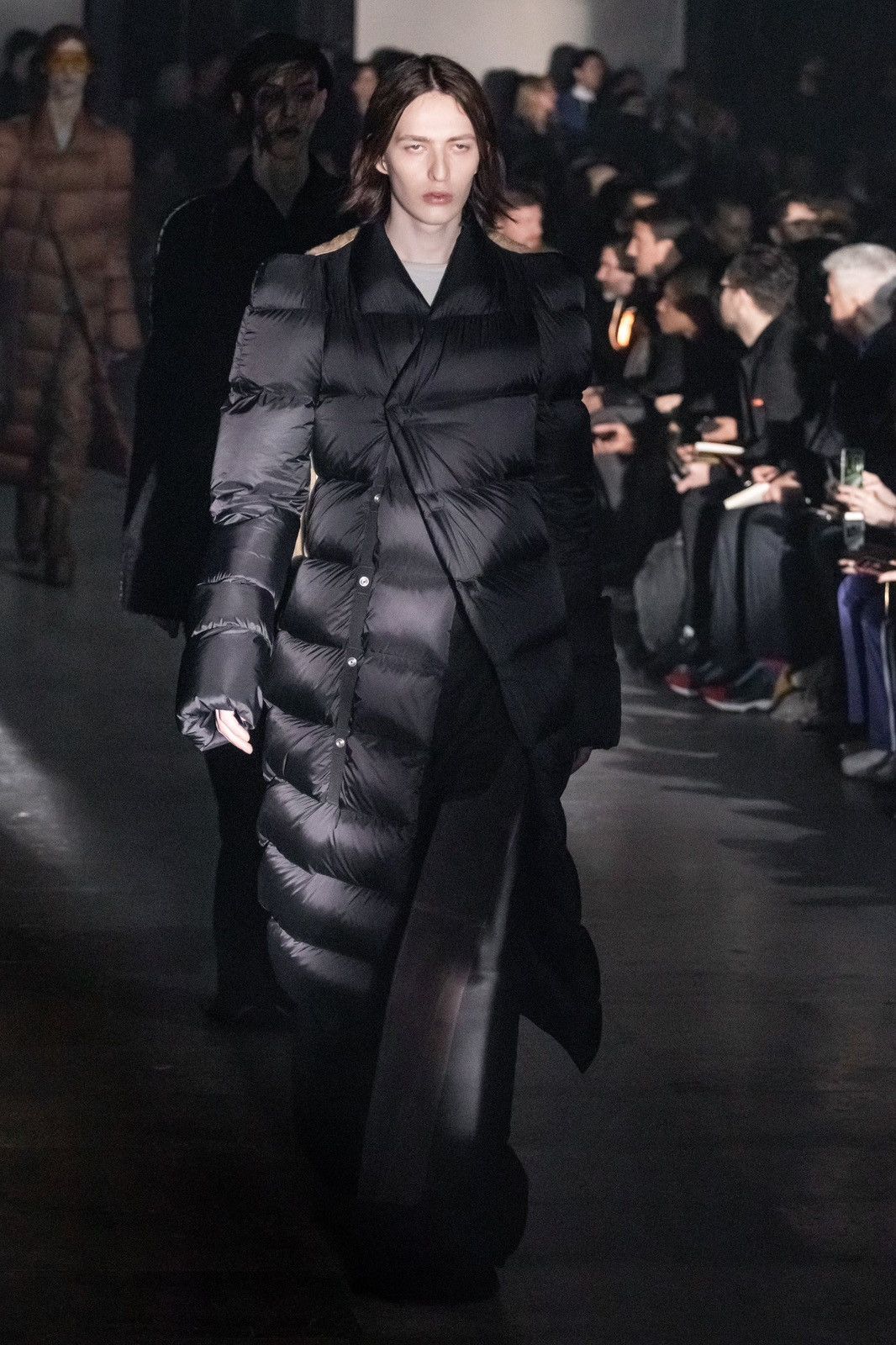 Rick Owens F/W 19 "LARRY" Runway Zionic Down Shearling Coat Rick Owens Size US M / EU 48-50 / 2 - 2 Thumbnail