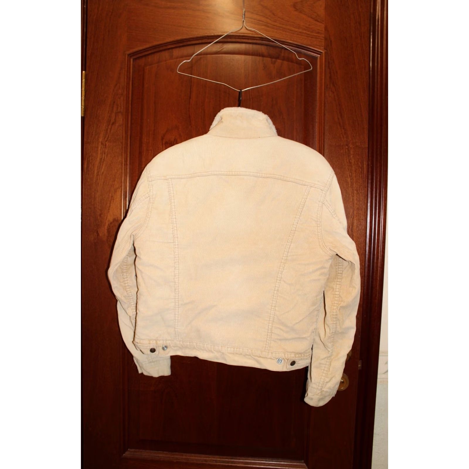 Levi's VINTAGE Levi's Jacket Main Selling Point Brown Corduroy Sherpa Fur 1970s 44 Mens Boys Size US 44 / EU 60 - 6 Thumbnail