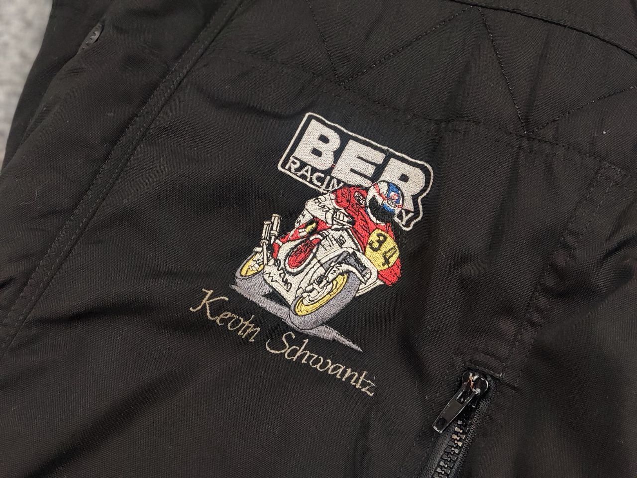 Vintage Vintage 90's Kevin Schwantz Ber Racing Italy Zip Vest Jacket Size US L / EU 52-54 / 3 - 16 Thumbnail