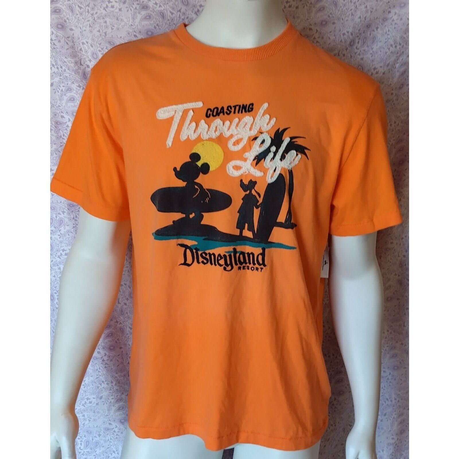 Disney Disney World "Coasting Through Life" Surfing Mickey Mouse L Size US L / EU 52-54 / 3 - 1 Thumbnail