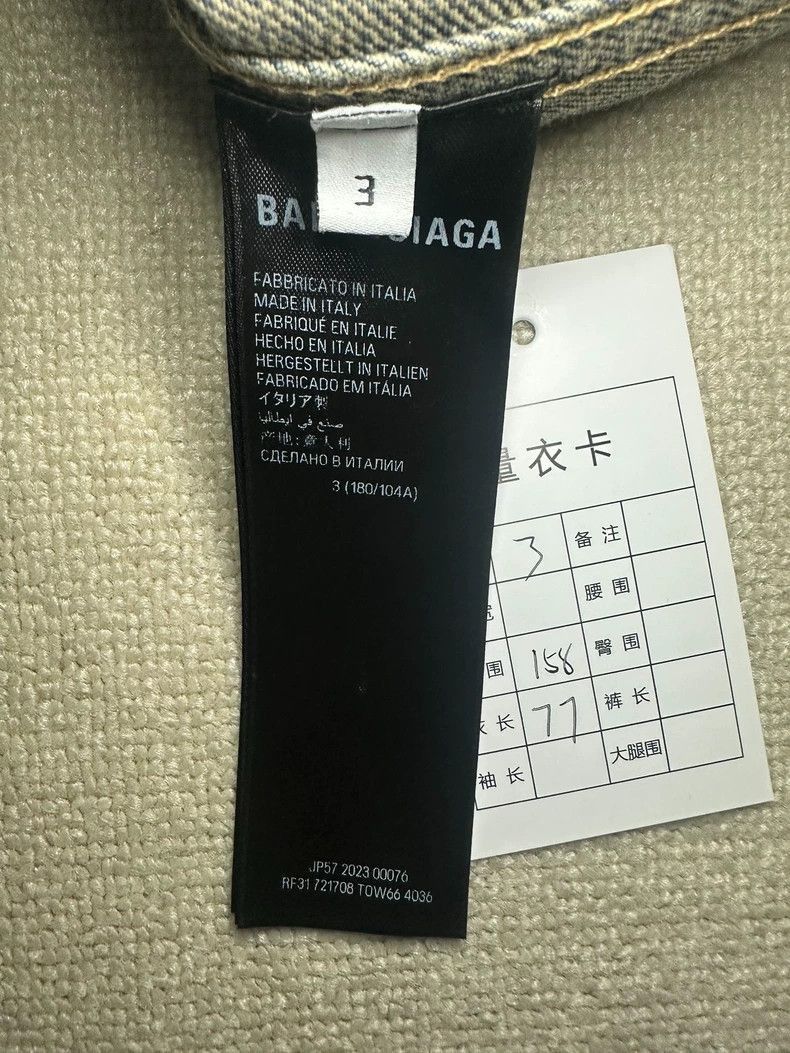 Balenciaga Balenciaga 23fw mud dyed rhinestone destroyed graffiti deni Size US L / EU 52-54 / 3 - 7 Thumbnail