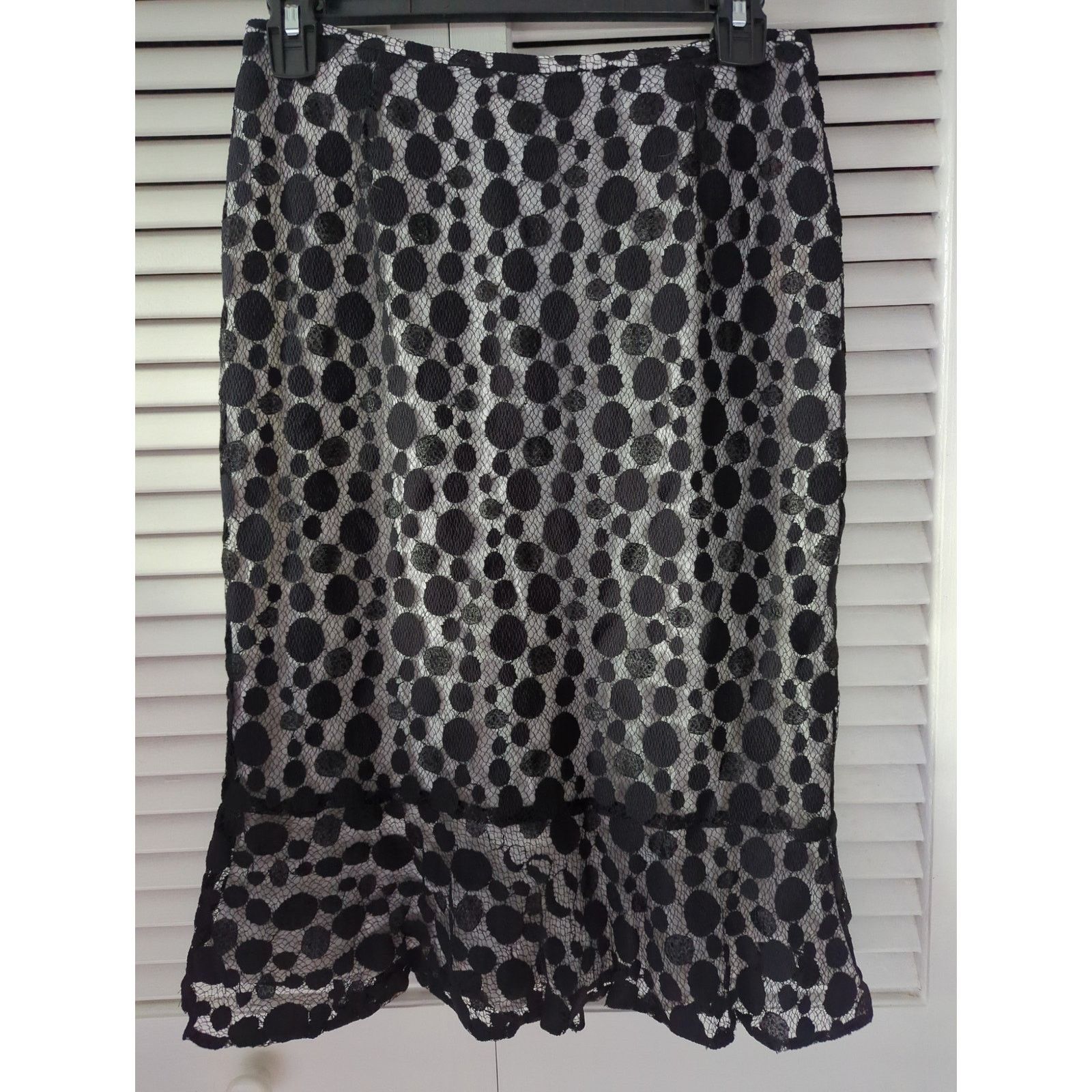Other Vintage Drama Black Lace Overlay Pencil Skirt -Sz 2 Size 26" / US 2 / IT 38 - 1 Thumbnail