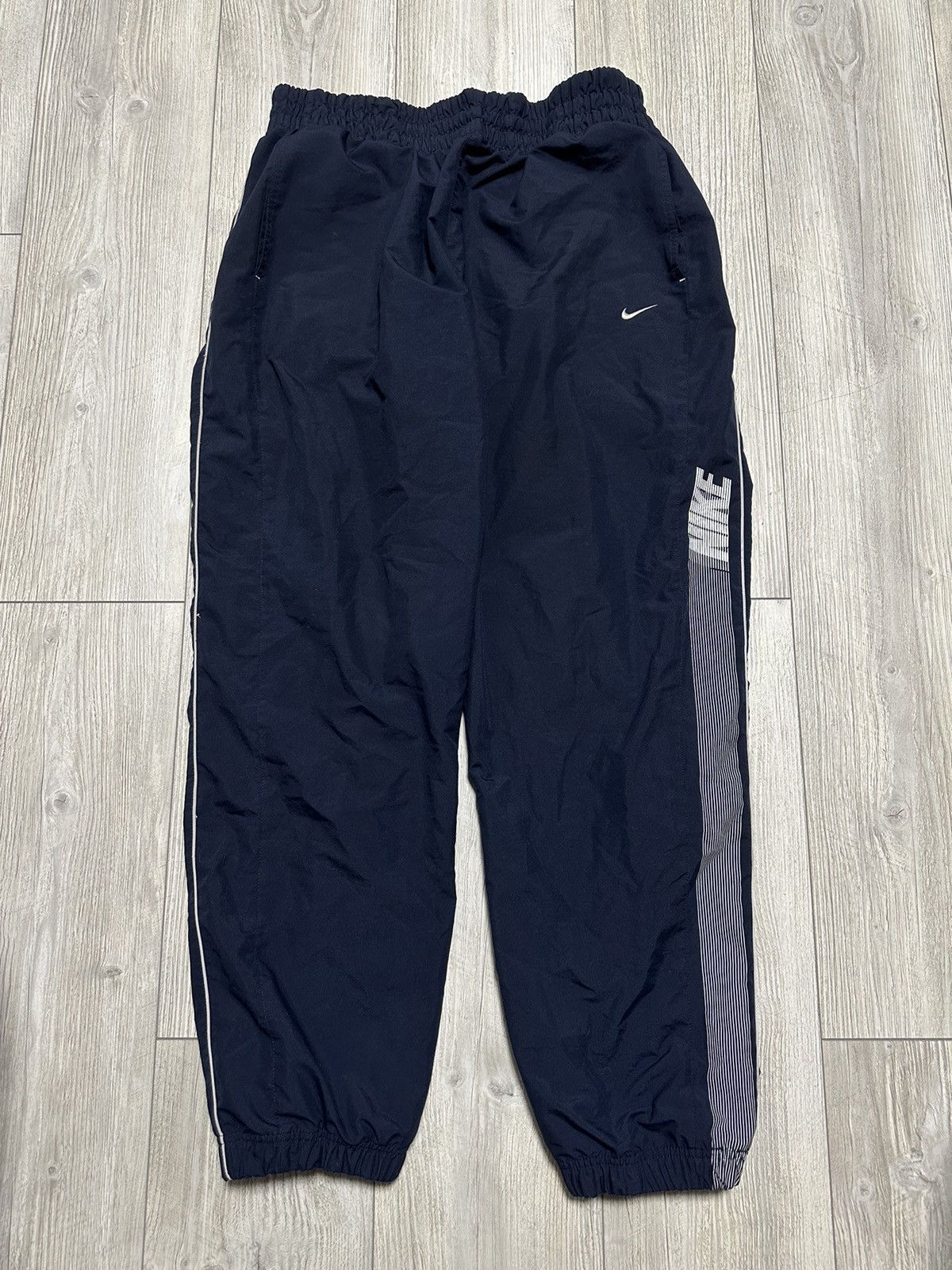 Nike VINTAGE NIKE TRACK PANTS Y2K Baggy Drill Joggers Size US 40 / EU 56 - 1 Thumbnail