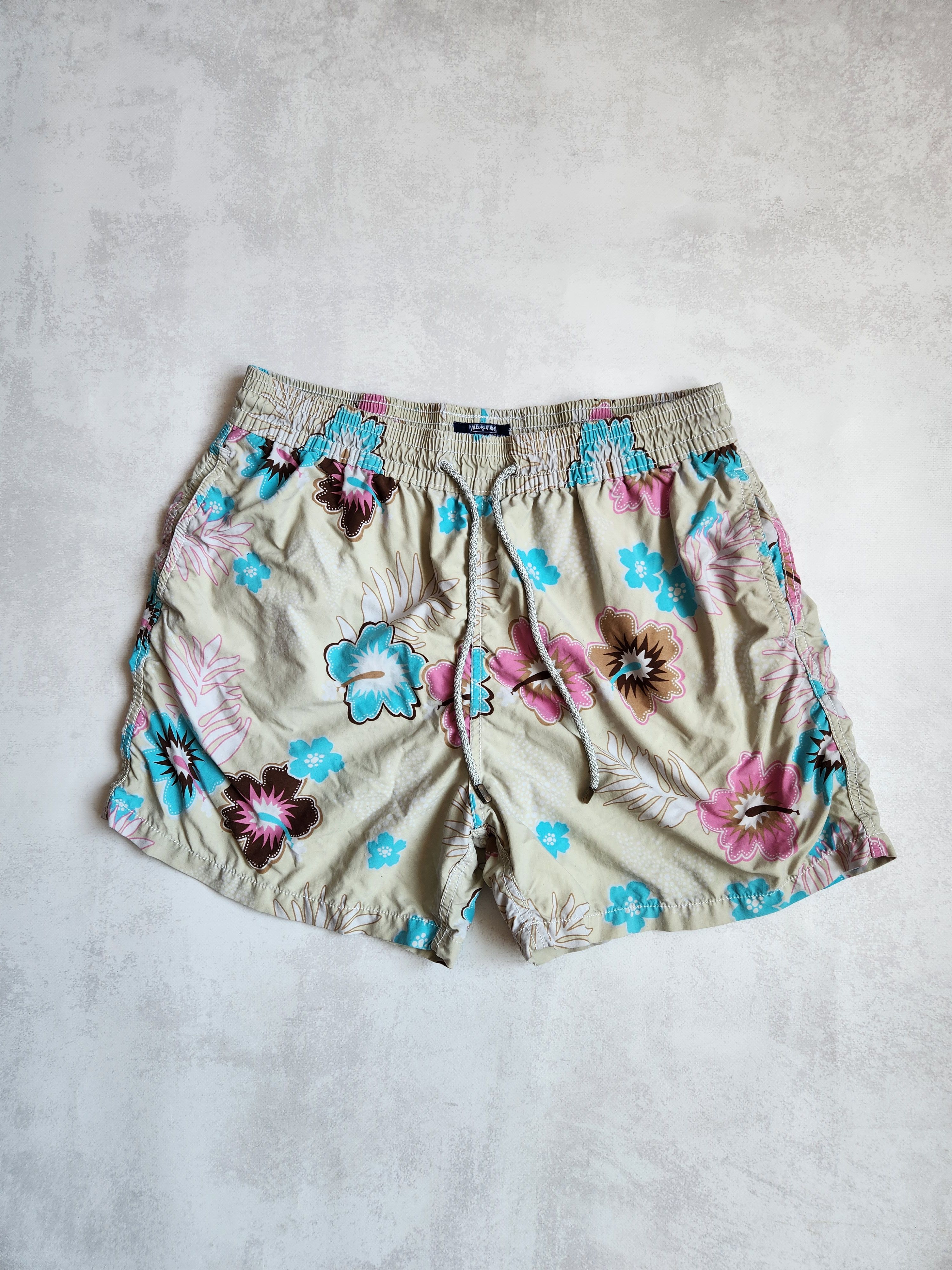 Vilebrequin Vilebrequin Design Casual printed flowers ​​pattern Shorts Size US 36 / EU 52 - 1 Thumbnail