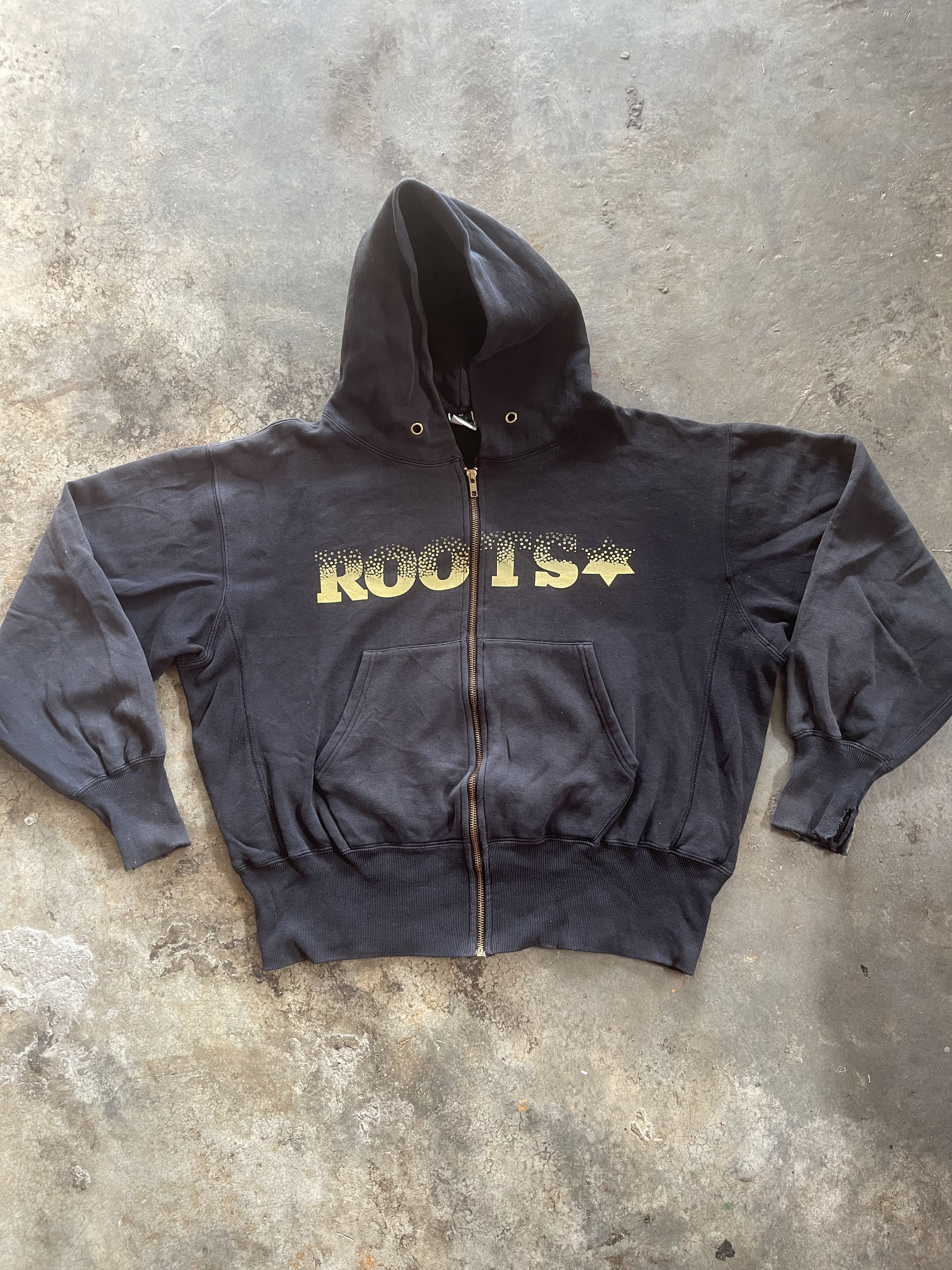 Roots Roots hoodie vintage Size US L / EU 52-54 / 3 - 1 Thumbnail