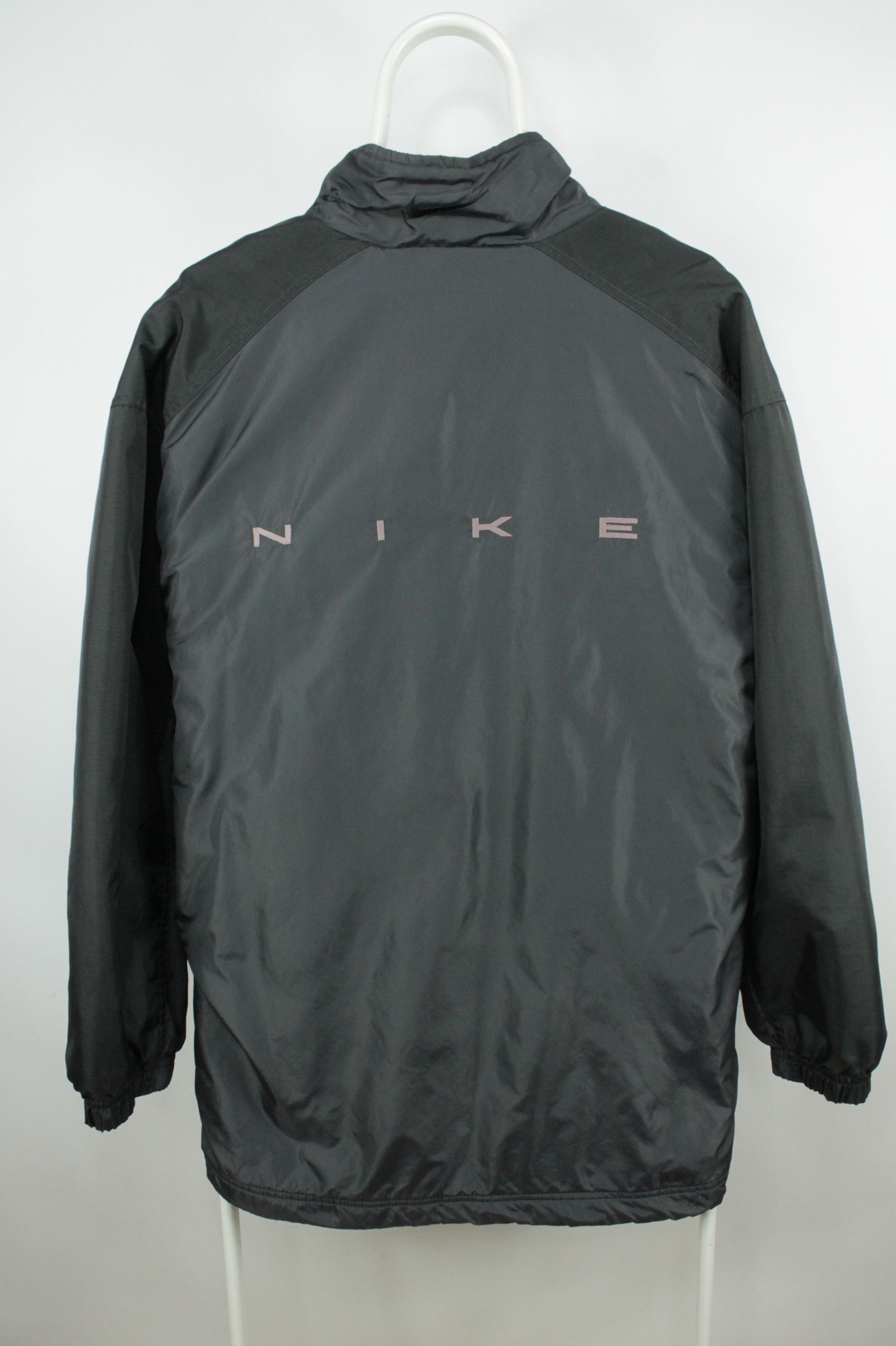 Nike Vintage Nike Insulated Nylon Sportswear Jacket Men's Size US S / EU 44-46 / 1 - 8 Thumbnail