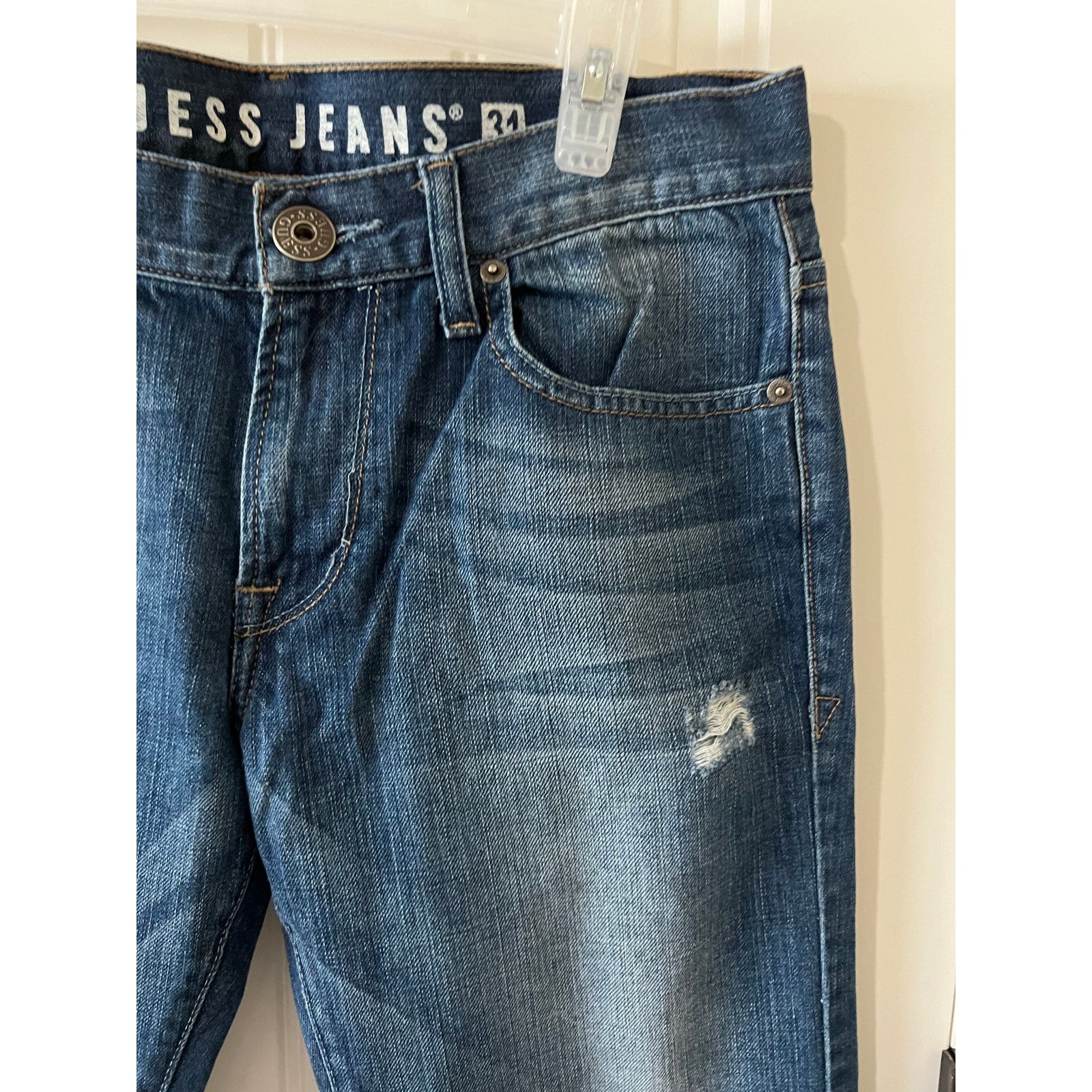 Guess Mens Jeans 31 x 32 Lincoln Slim Straight Leg Faded Whiskered Size US 31 - 6 Thumbnail