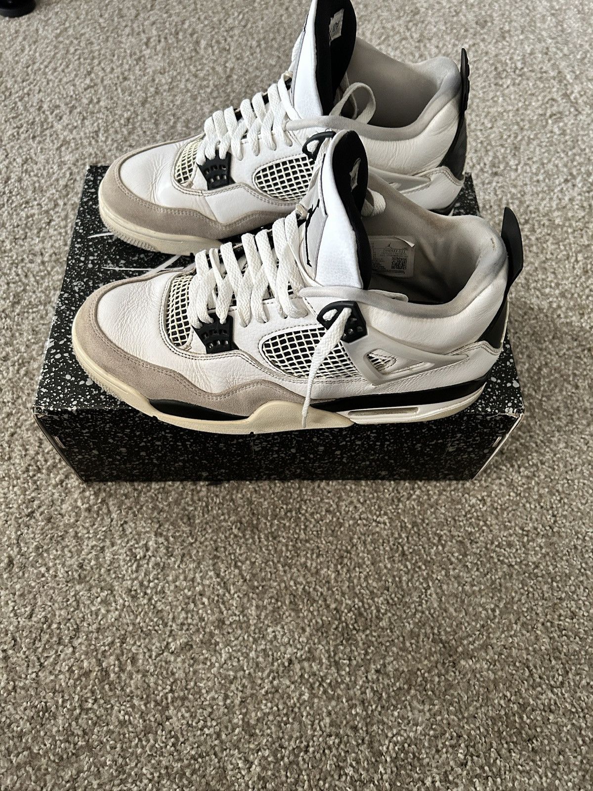 Jordan Brand Jordan 4 military black Size US 10 / EU 43 - 2 Thumbnail