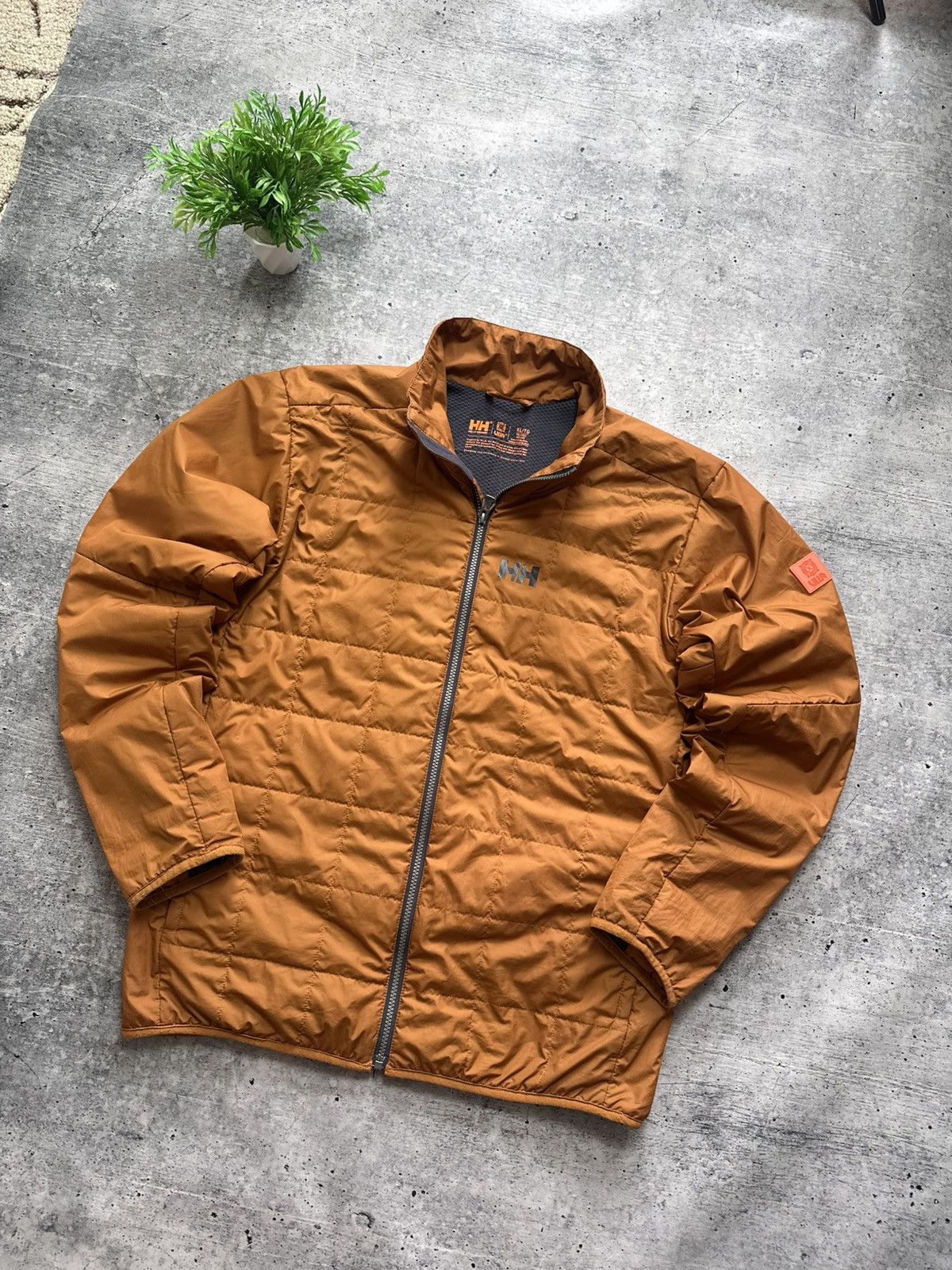 Helly Hansen Helly Hansen ULLR Outdoor Rain Quilt Jacket Gorpcore Size US XL / EU 56 / 4 - 3 Thumbnail