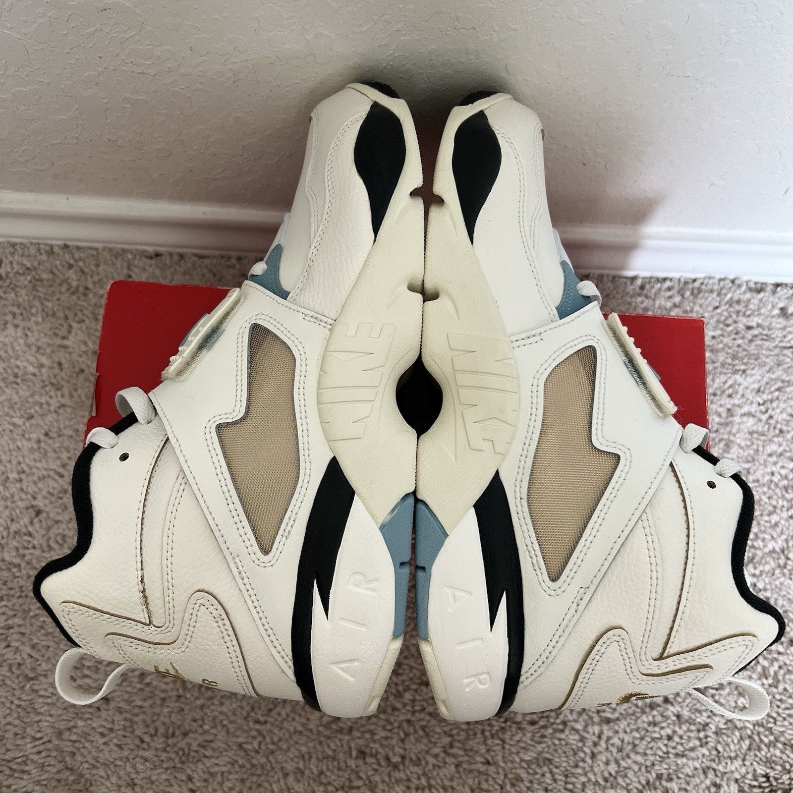 Nike Nike Air Diamond Turf Must Be The Money Sail Coconut Size 11 Size US 11 / EU 44 - 7 Thumbnail