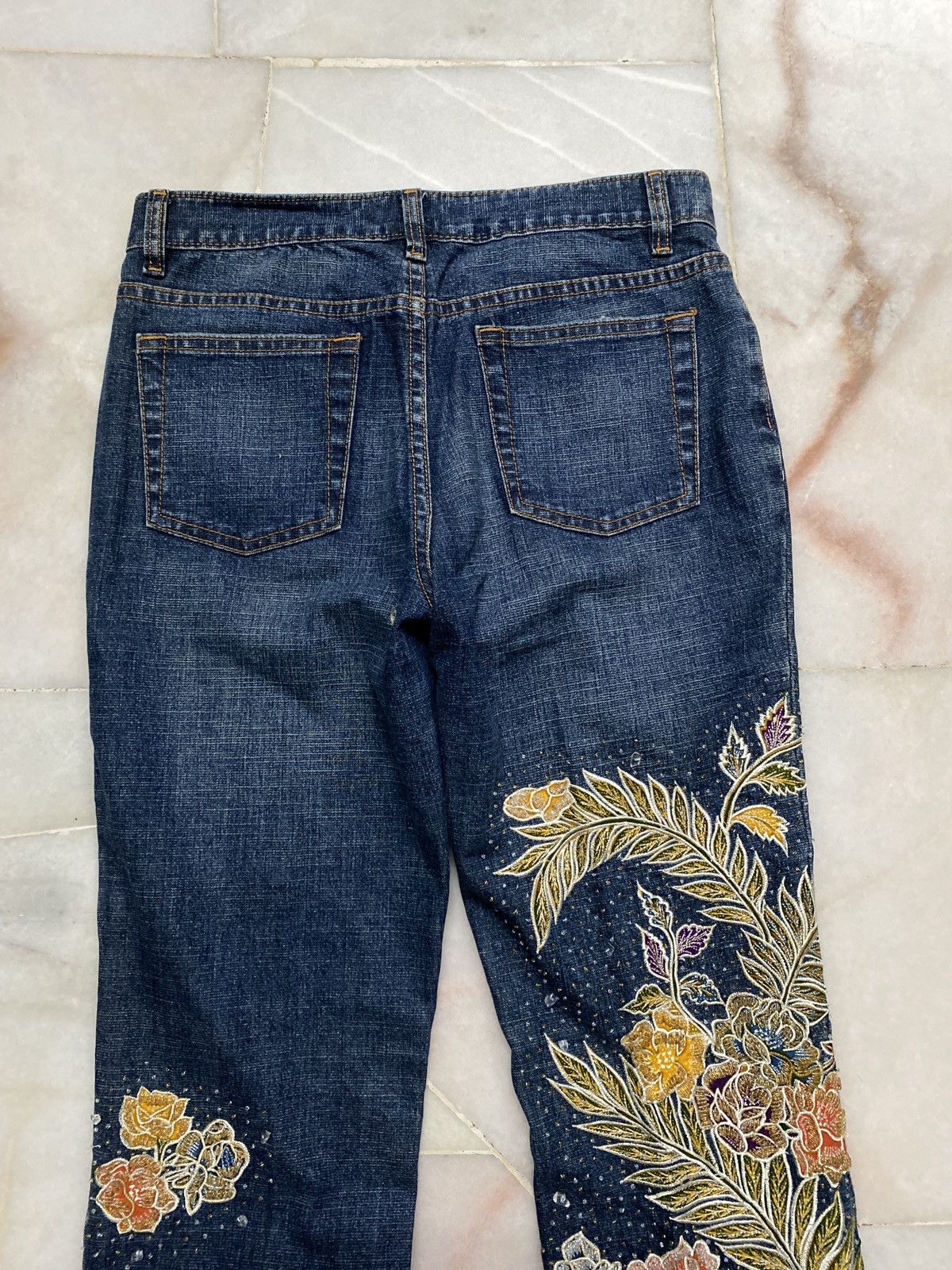 Japanese Brand Flared Japanese Art Denim Embroidered Floral Design Rare Size US 29 - 15 Thumbnail