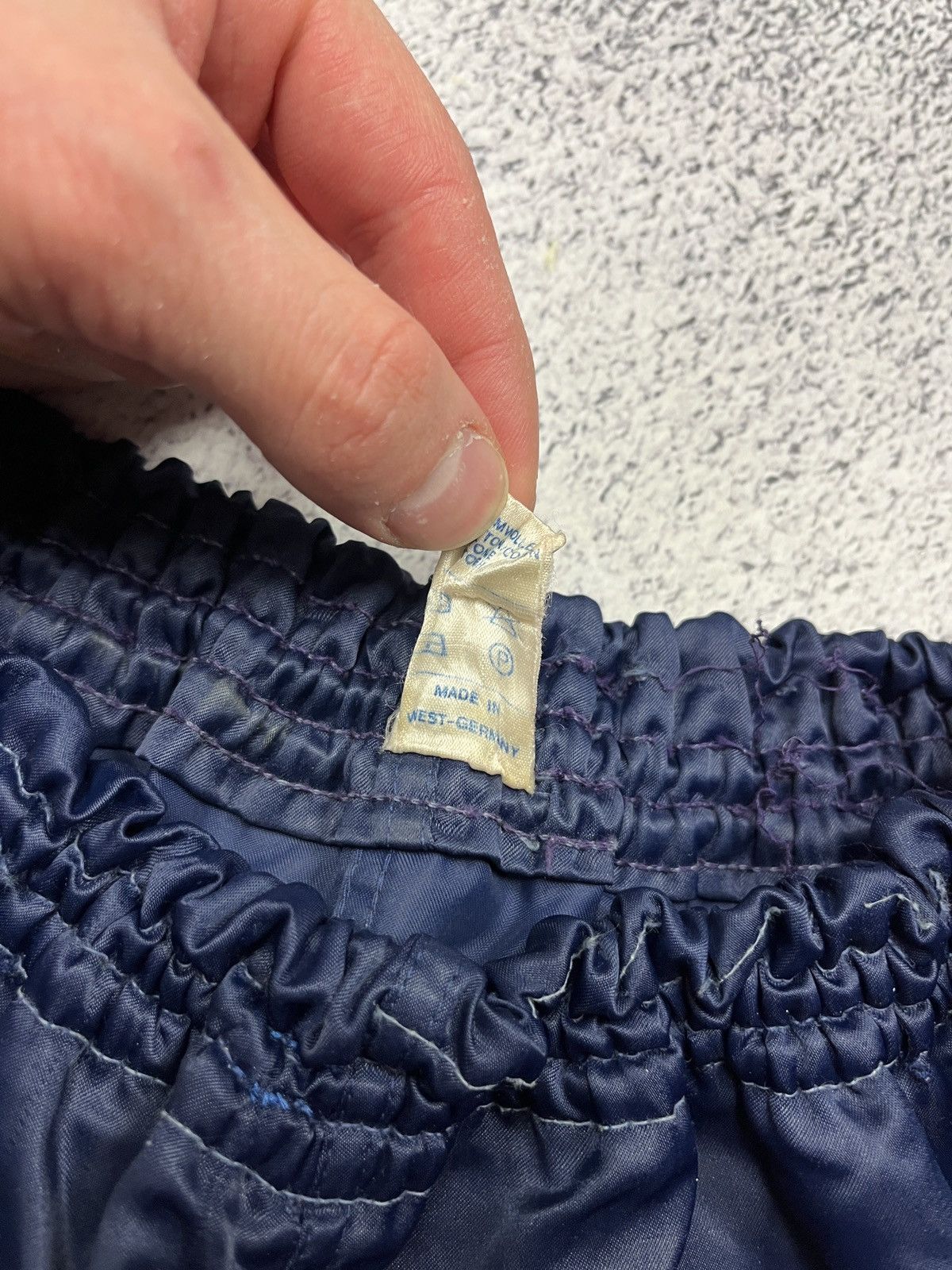 Adidas Vintage 80’s Adidas Training Shorts Made In West Germany Size 25" / US 0 / IT 36 - 4 Thumbnail