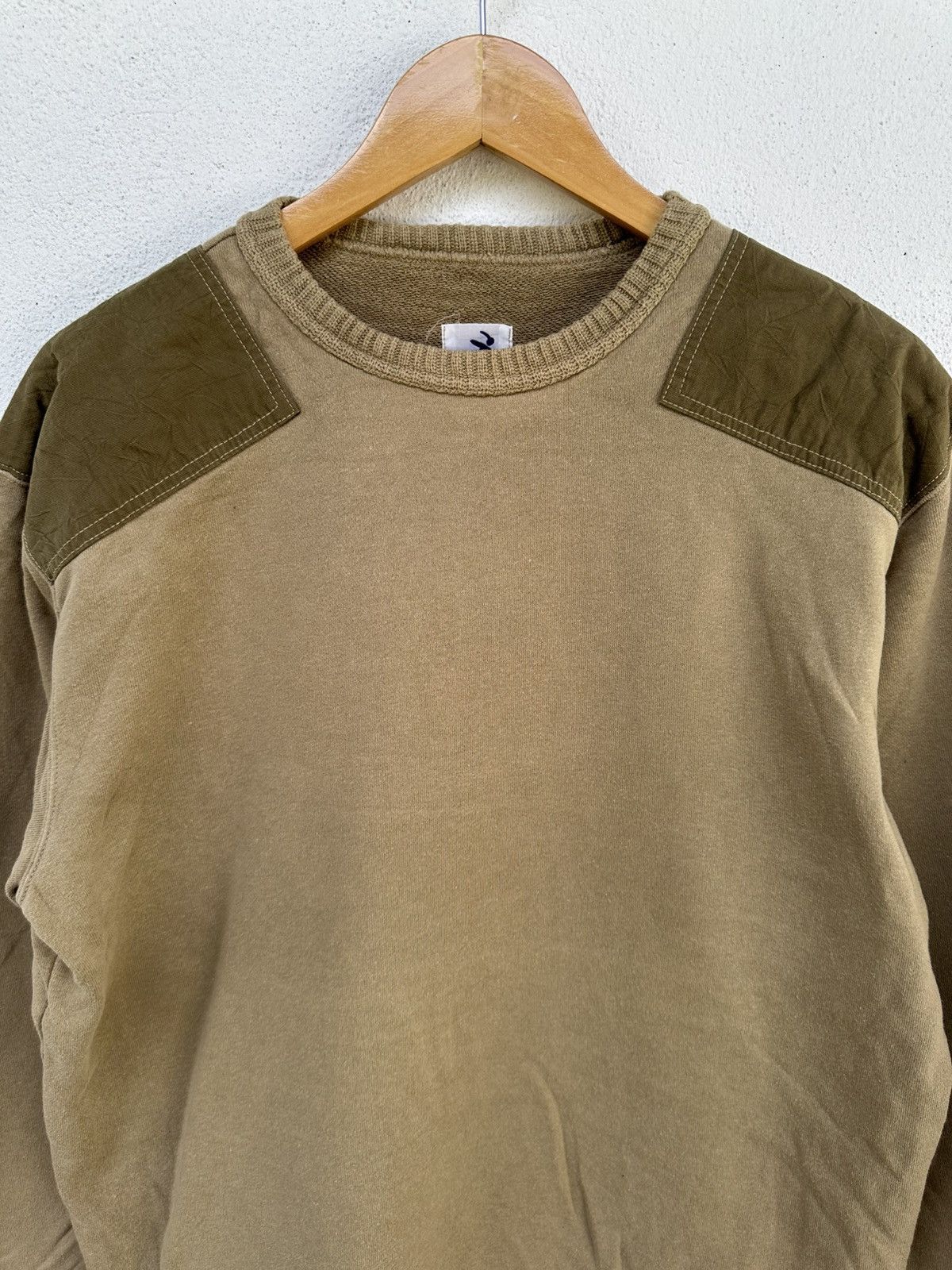Hai Sporting Gear × Issey Miyake × Japanese Brand Hai Sporting Gear by Issey Miyake Army Patch Sweatshirt Size US L / EU 52-54 / 3 - 2 Thumbnail