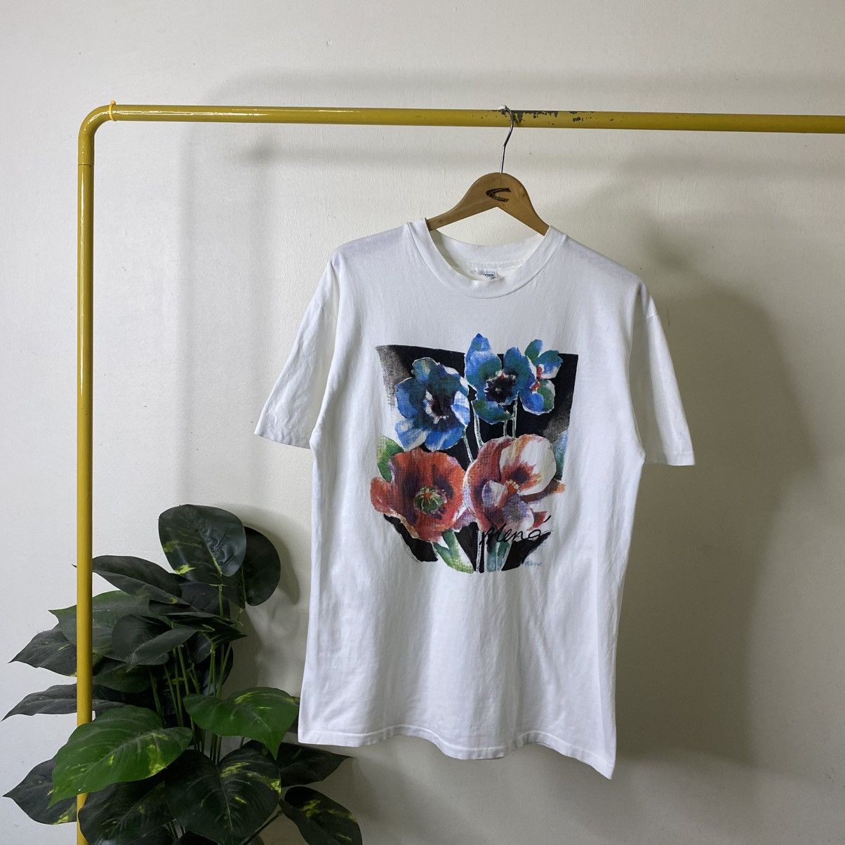 Vintage Vintage 90s Meng Artwork Floral Wild Garden Art T Shirt Size US M / EU 48-50 / 2 - 1 Thumbnail