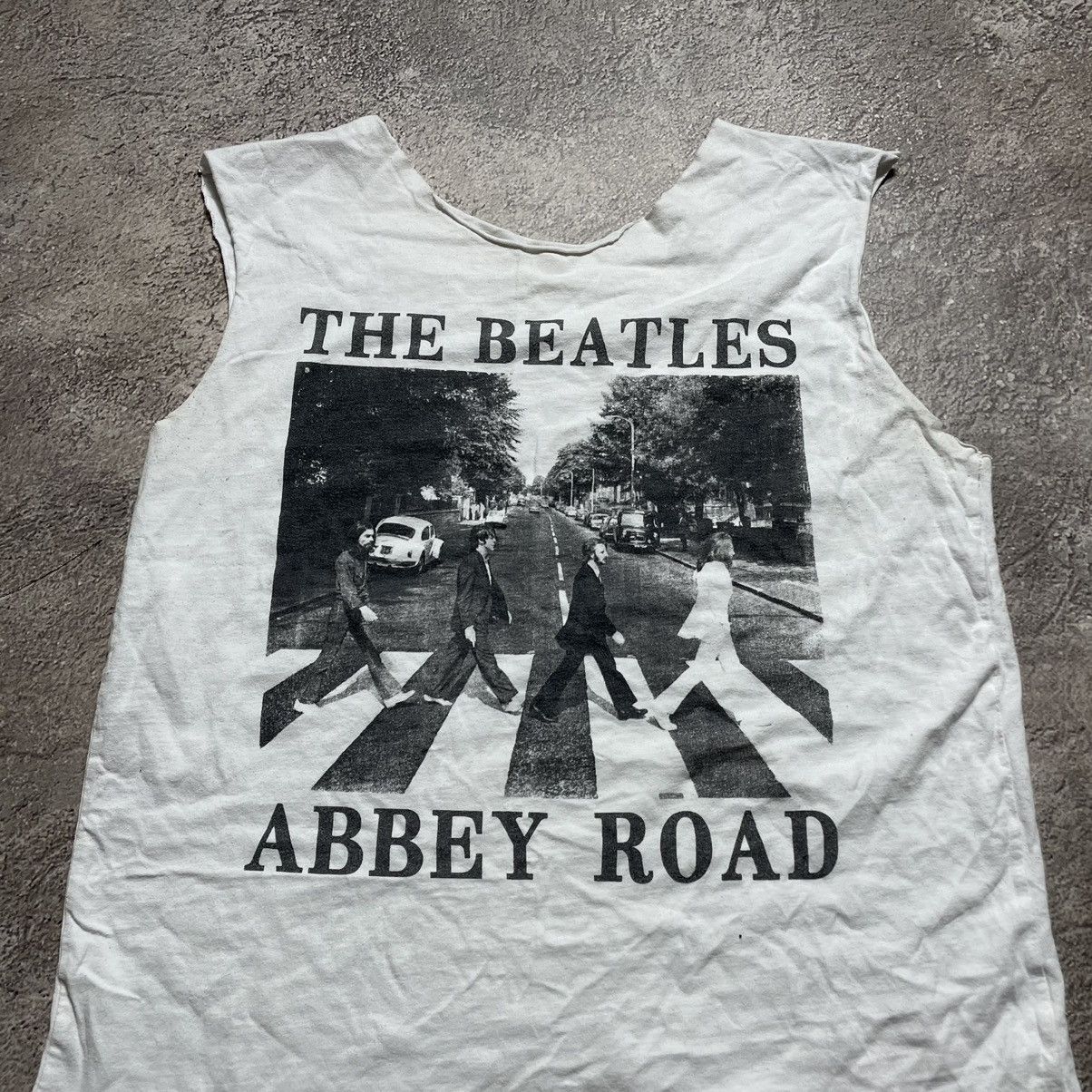 Vintage Vintage Y2K Beatles Abbey Road Band Tee Graphic Tank Top M Size US M / EU 48-50 / 2 - 2 Thumbnail