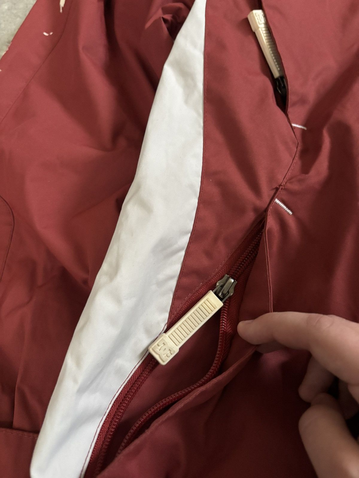 DC DC Shoes Snowboard Jacket S Streetwear Winter Sports burgund Size US S / EU 44-46 / 1 - 23 Thumbnail