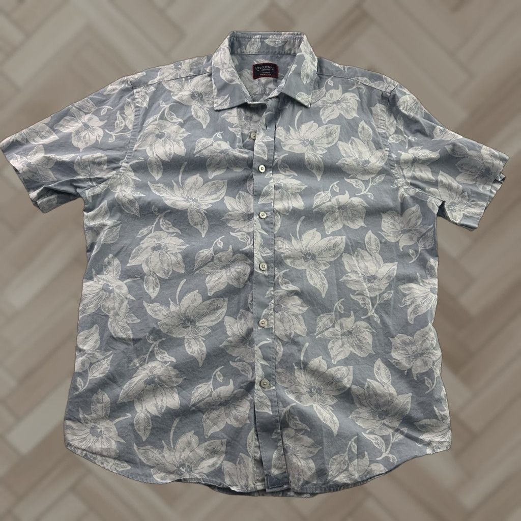 UNTUCKit UNTUCKit Button-Up Shirt Hawaiian Short Sleeve Daddario Mens M Blue Cotton Button-Up, Casual, Vintage: No Size US M / EU 48-50 / 2 - 1 Thumbnail