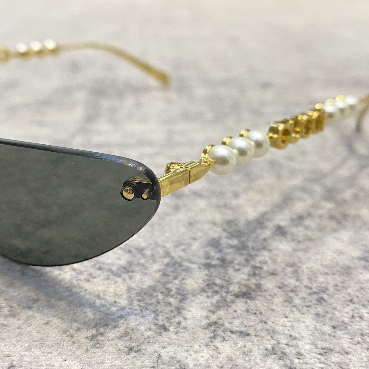 Gucci GUCCI GG1920S 001 GOLD DARK GREY Size ONE SIZE - 2 Thumbnail