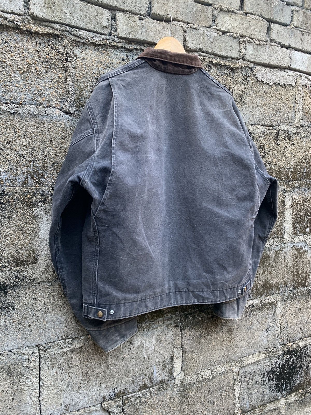 Carhartt × Vintage Vtg Carhartt J97 Faded Black/DarkGrey Detroit Jacket Size US L / EU 52-54 / 3 - 7 Thumbnail