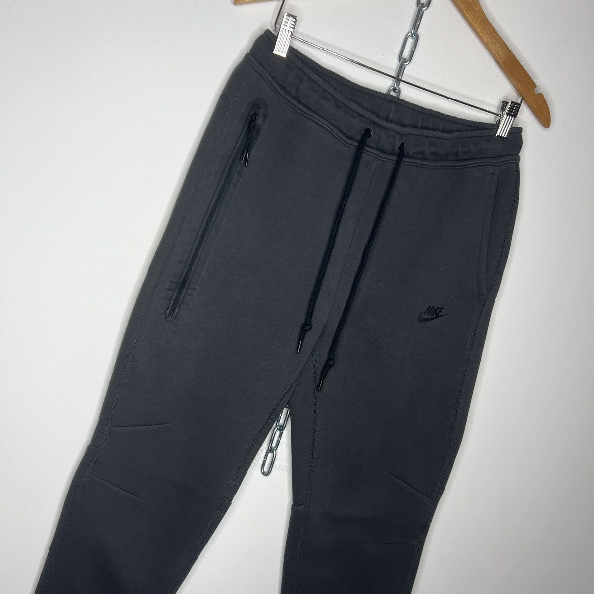 Nike Nike Tech Fleece Joggers Pants Sweatpants Black Grey Size US 32 / EU 48 - 3 Thumbnail