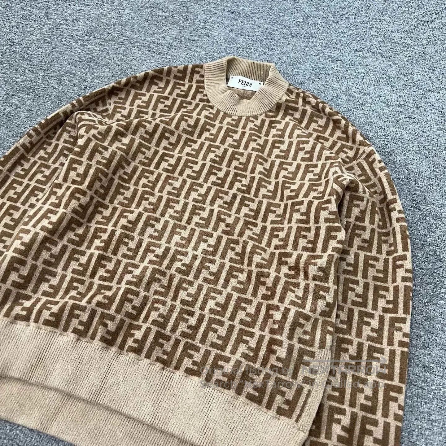 Fendi fendi classic logo patterned sweatshirt. Size US M / EU 48-50 / 2 - 3 Thumbnail