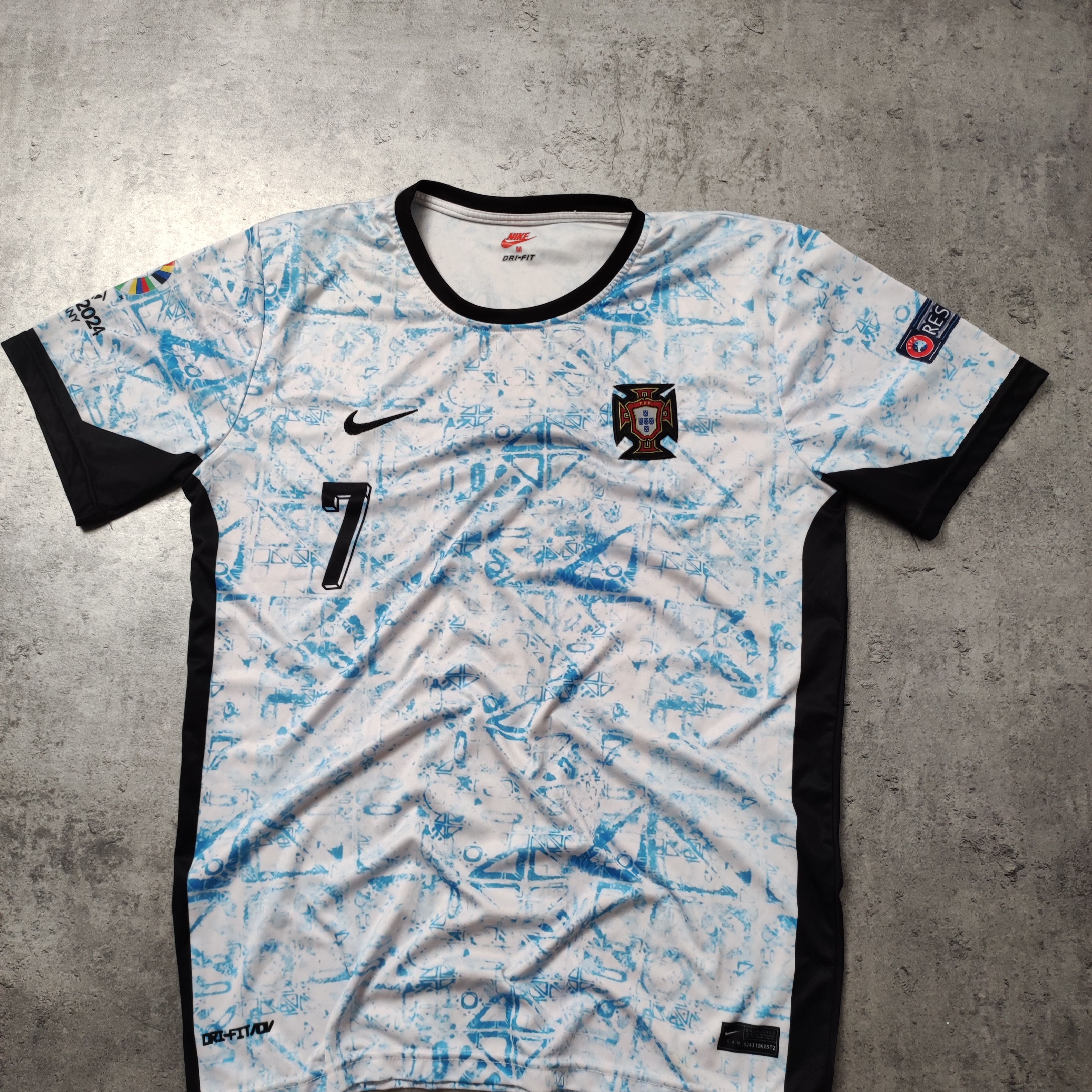 Nike RARE CR7 #7 Cristiano Ronaldo Speed Nike Portugal Jersey Size US M / EU 48-50 / 2 - 3 Thumbnail