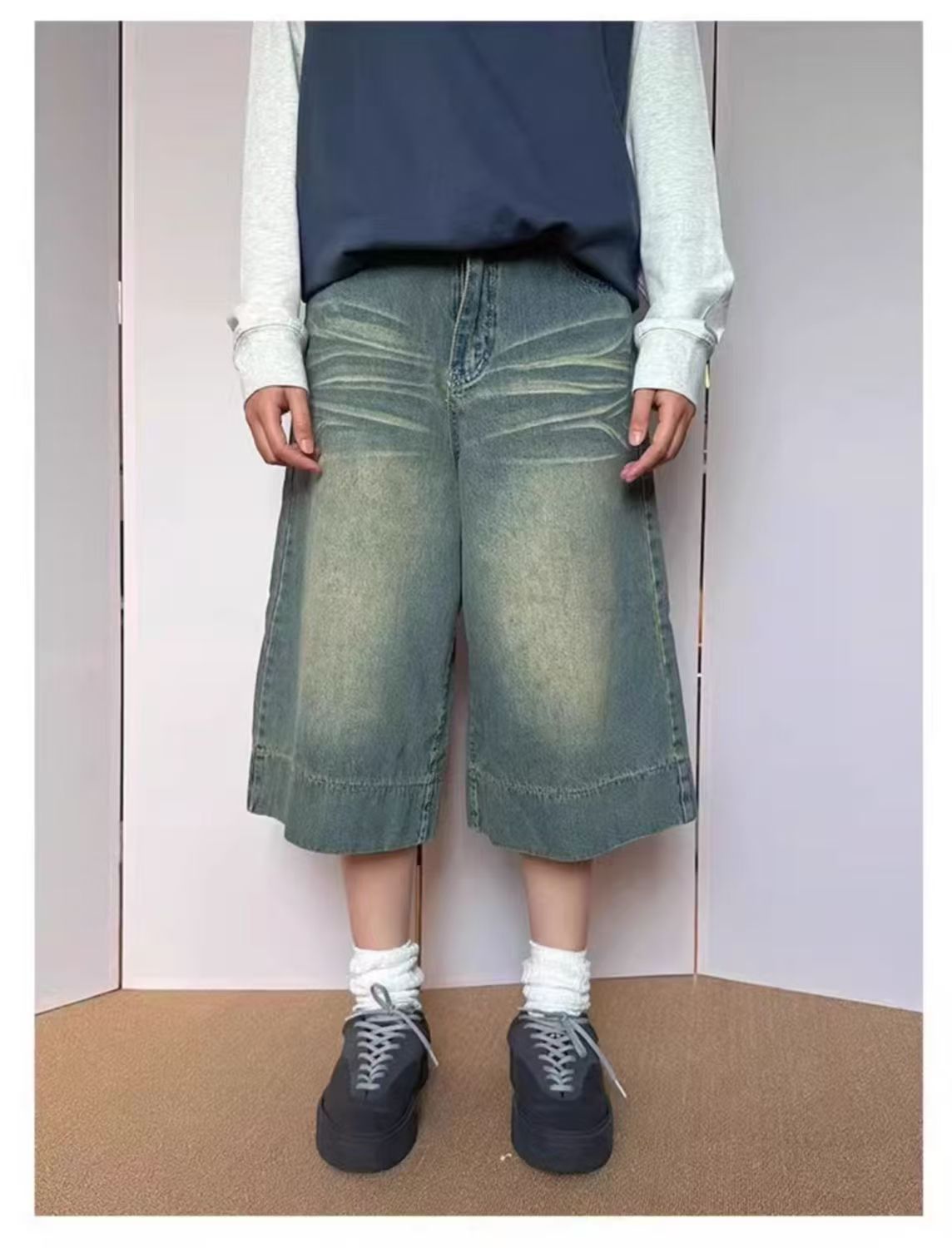 Japanese Brand × Jean Blue Street Washed Wide Leg Distressed Denim Shorts Size US 32 / EU 48 - 1 Thumbnail