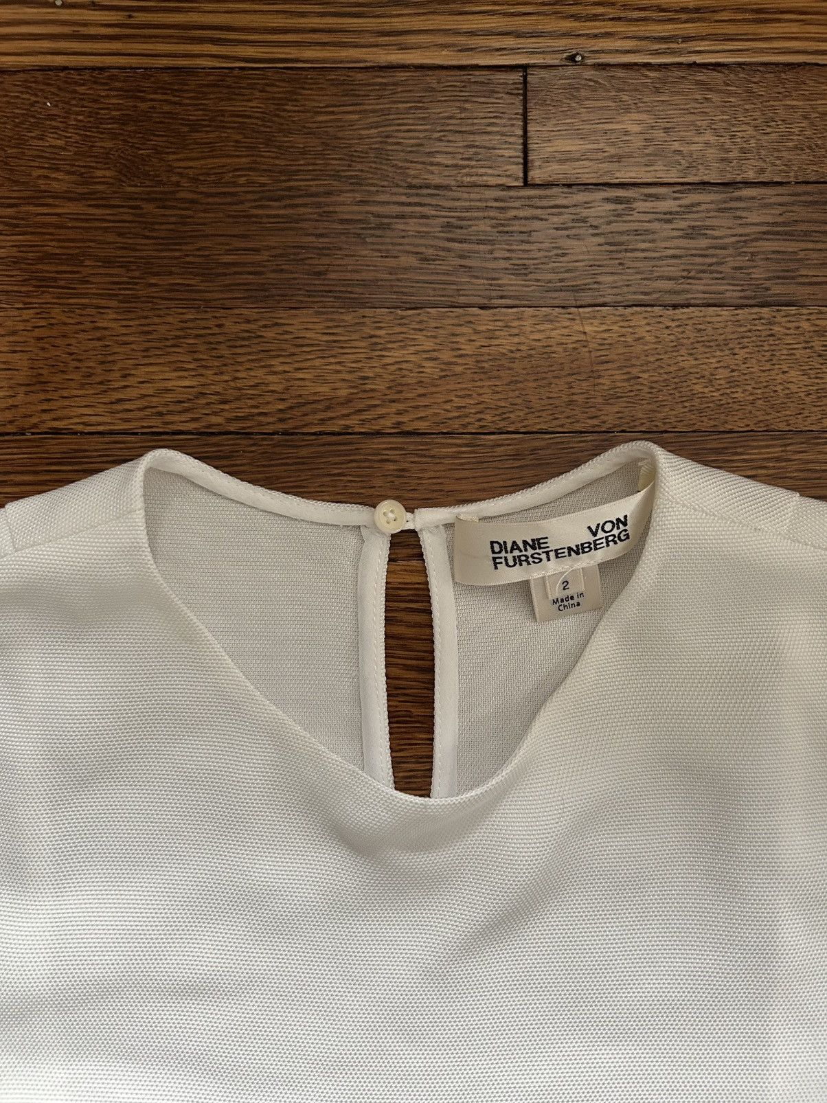 Diane von Furstenberg Diane von Furstenburg T shirt Size S / US 4 / IT 40 - 2 Thumbnail