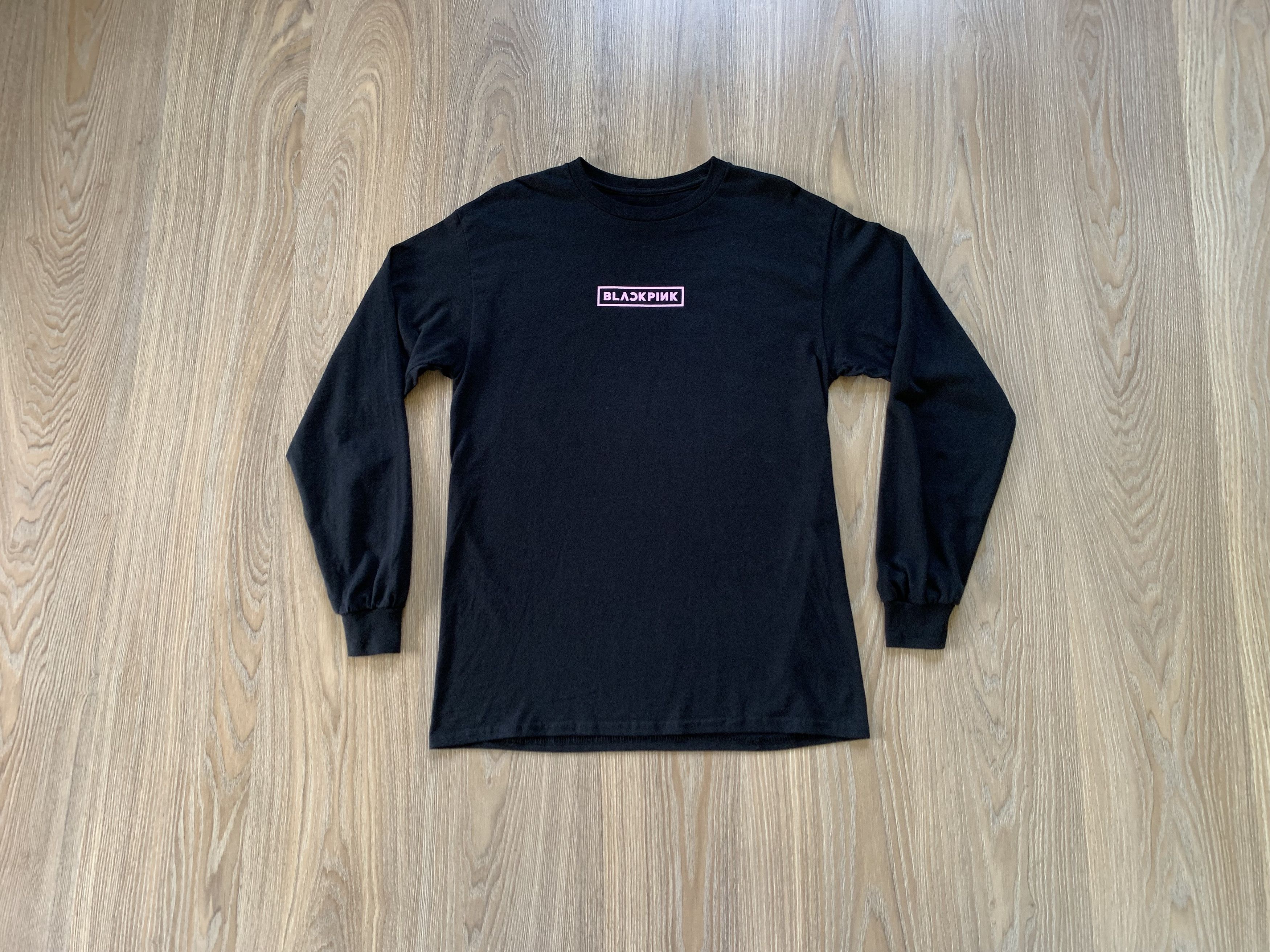 Band Tees Black Pink Born Pink Long Sleeve 2022 Size US M / EU 48-50 / 2 - 10 Thumbnail