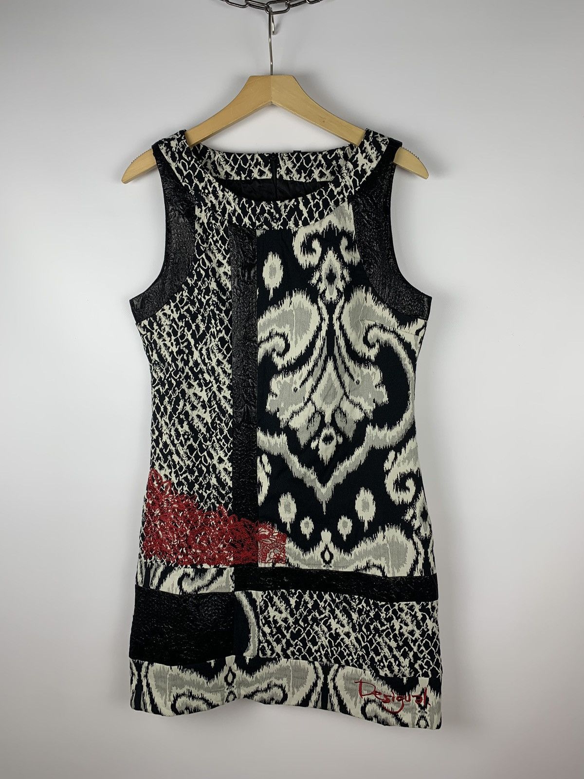 Desigual Vintage Y2K Desigual Sleeveless Mini Dress Ladies Size 38 Size XS / US 0-2 / IT 36-38 - 1 Thumbnail