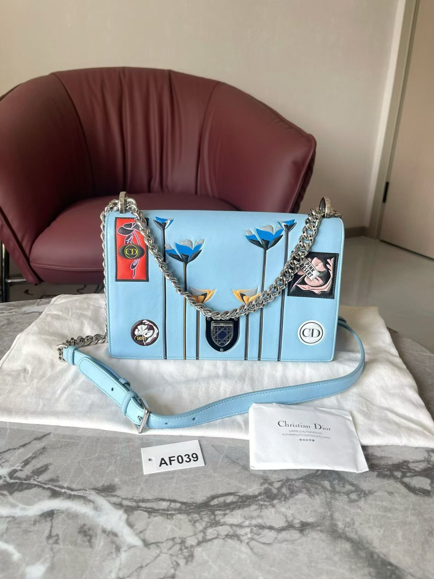 Dior Pre-loved Bag Very good condition Size ONE SIZE - 1 Thumbnail