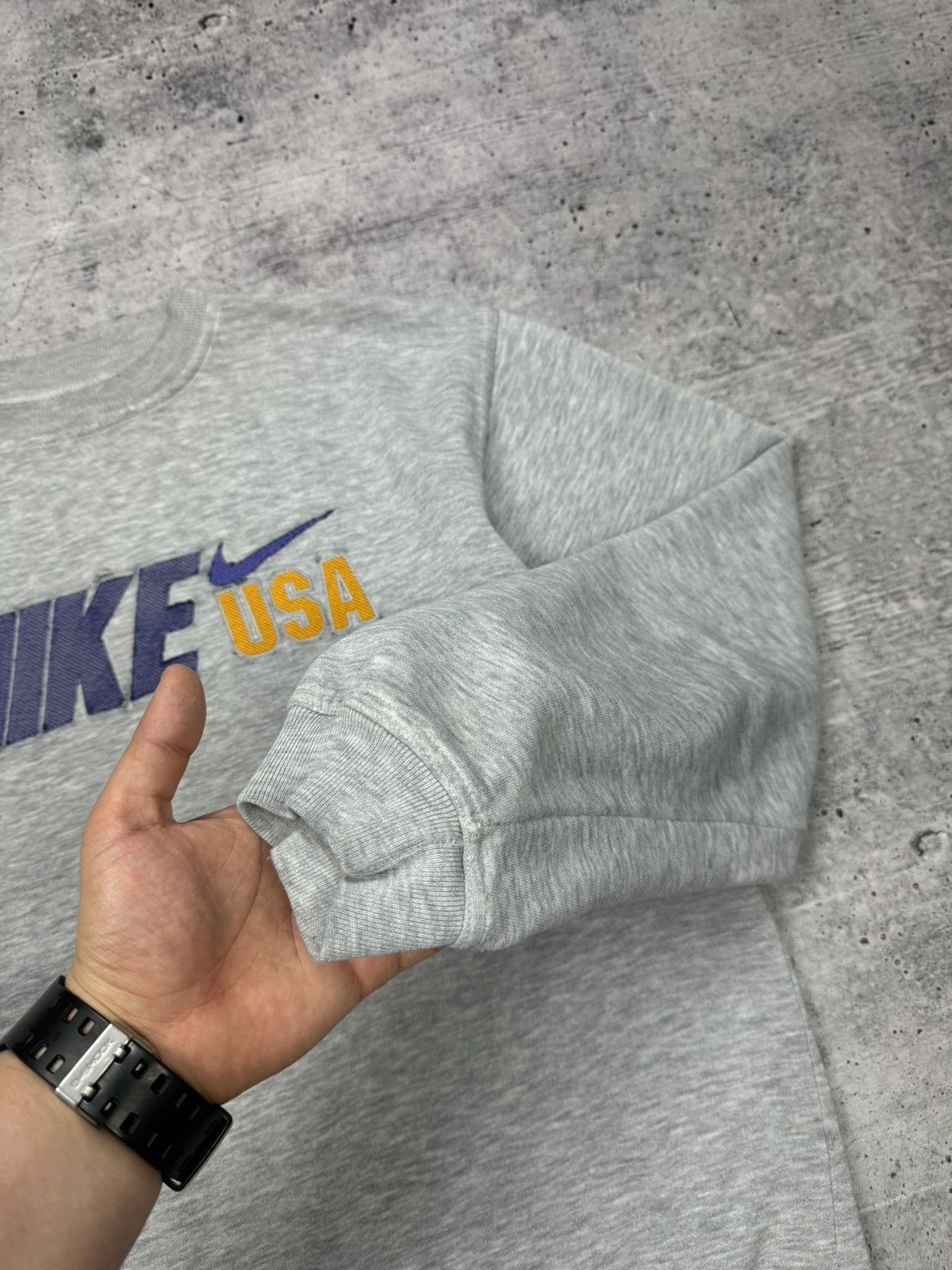 Nike Vintage Nike USA Swoosh Big Logo Distressed Sweatshirt 90's Size US M / EU 48-50 / 2 - 7 Thumbnail